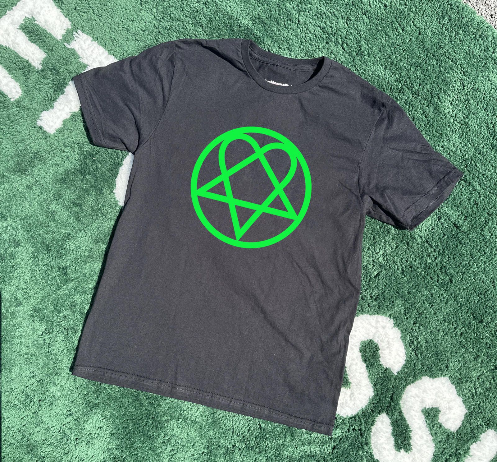 Japanese Brand Heartagram Tee Black Green Size US M / EU 48-50 / 2 - 1 Thumbnail