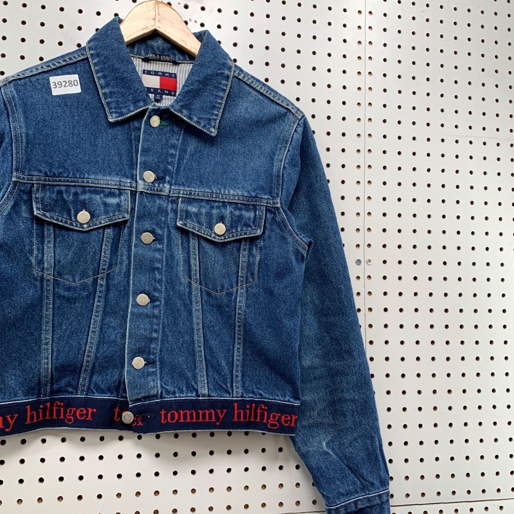 Tommy Hilfiger VINTAGE Tommy Hilfiger Denim Trucker Crop Jacket Womens Medium Blue Spellout Y2K Size M / US 6-8 / IT 42-44 - 5 Thumbnail