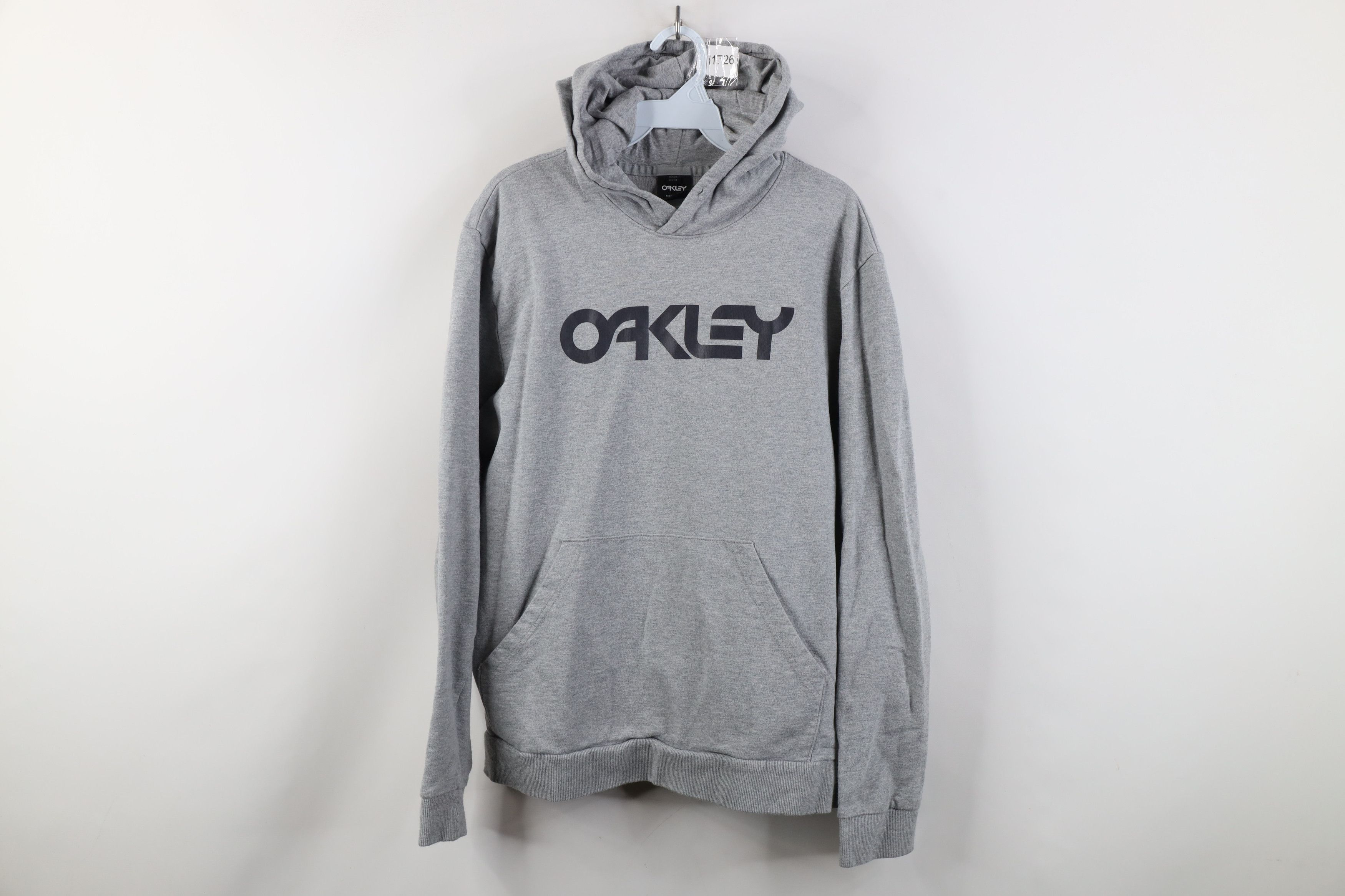 Oakley Vintage Y2K Oakley Spell Out Hoodie Sweatshirt Heather Gray Size US L / EU 52-54 / 3 - 1 Thumbnail