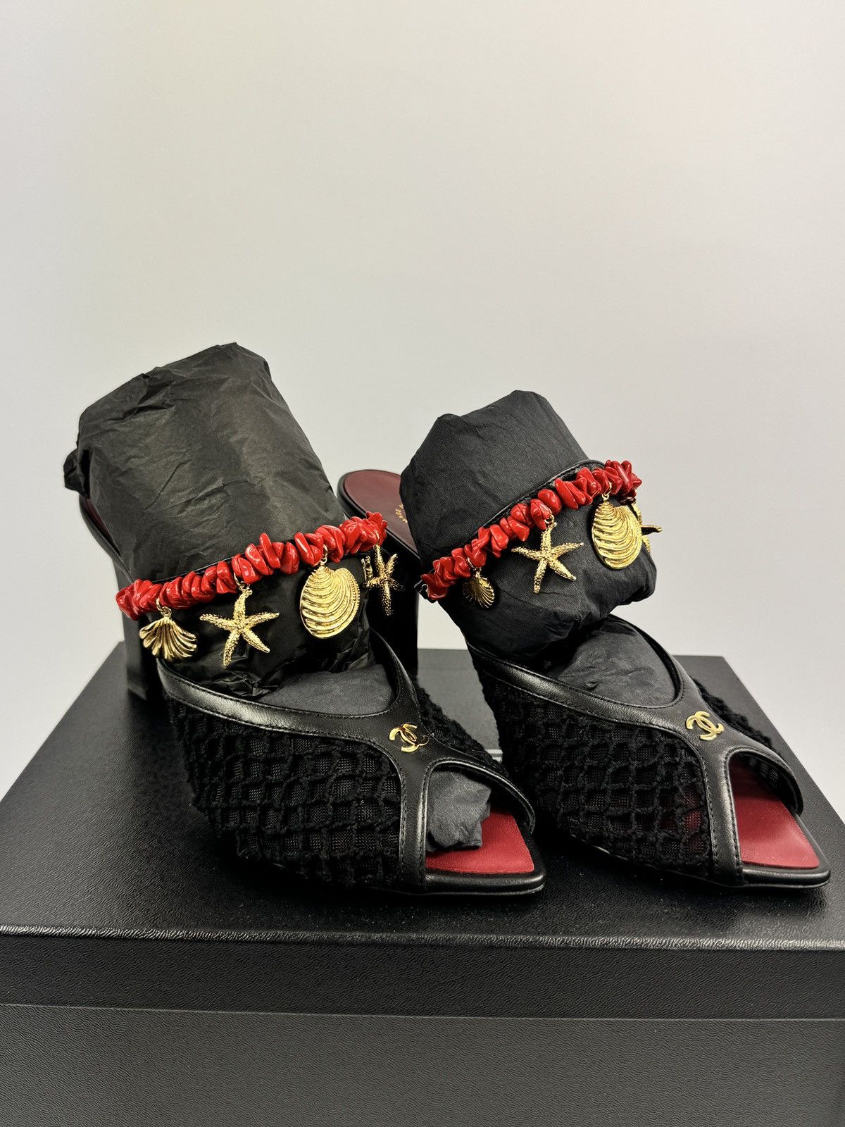 Chanel COCO BEACH 2026 CHARM MULES *VERY LIMITED* Size US 8.5 / IT 38.5 - 8 Thumbnail