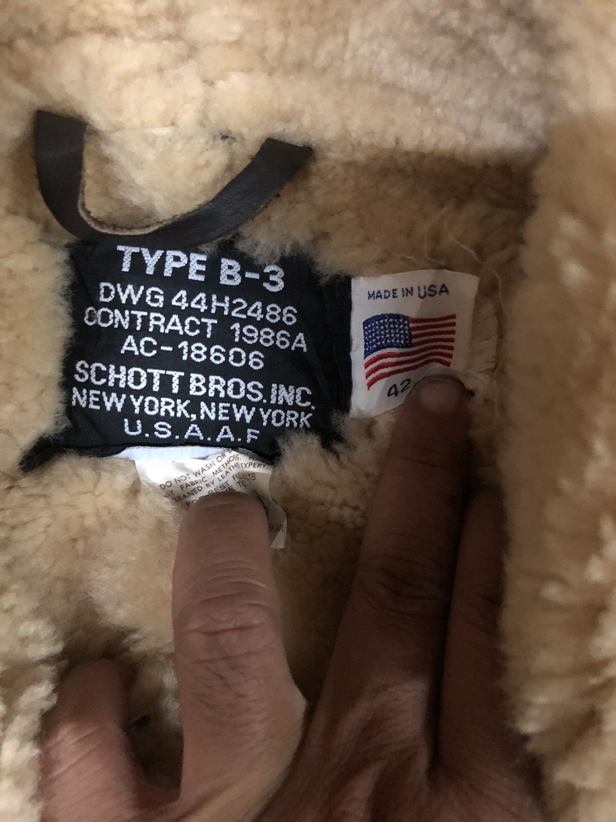 Schott Vintage Schott B3 Shearling Kim Kardashian Style Jacket Size US M / EU 48-50 / 2 - 3 Thumbnail