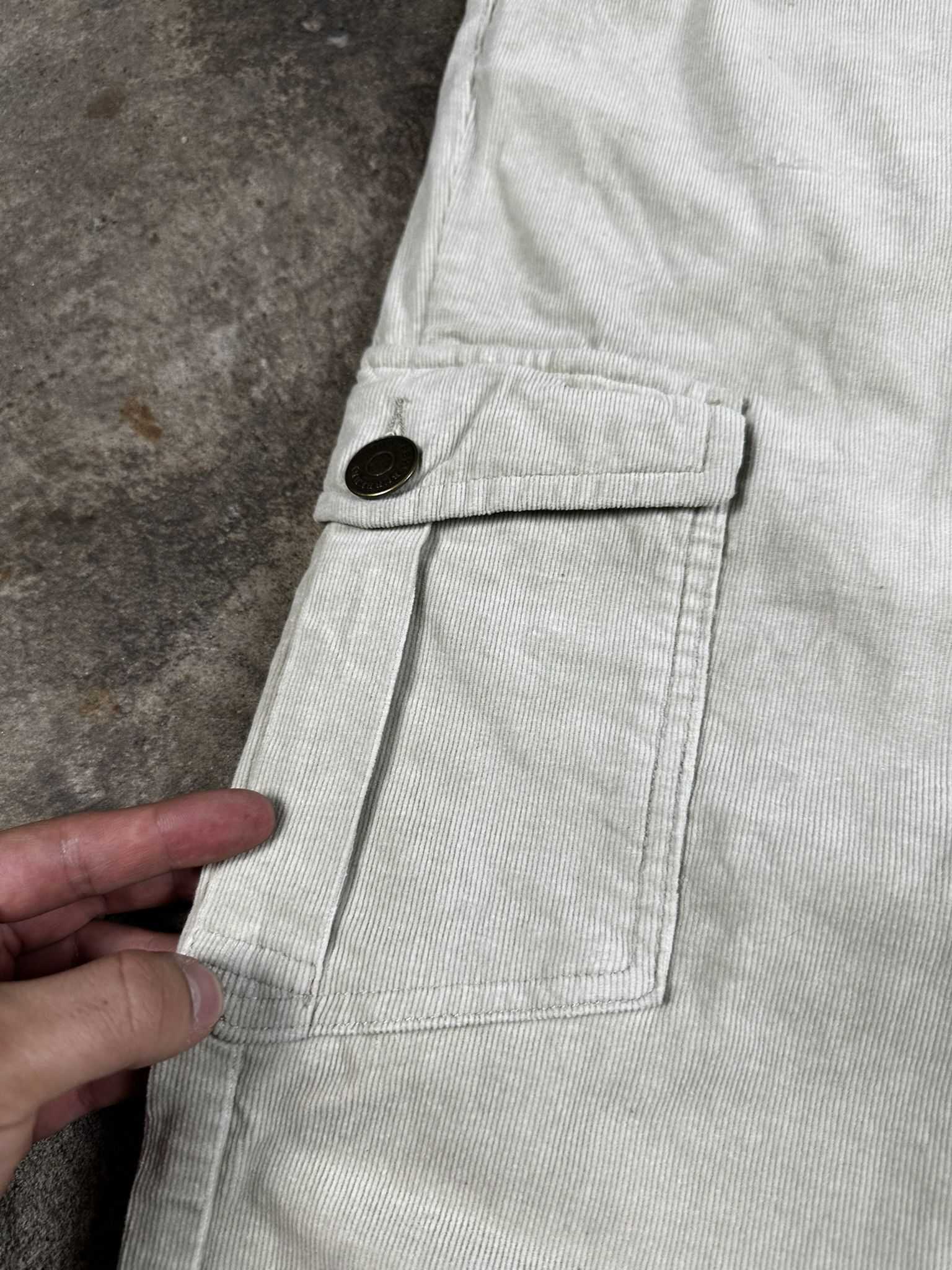 Burberry Burberry Corduory Cargo Pants Size 28" / US 6 / IT 42 - 3 Thumbnail