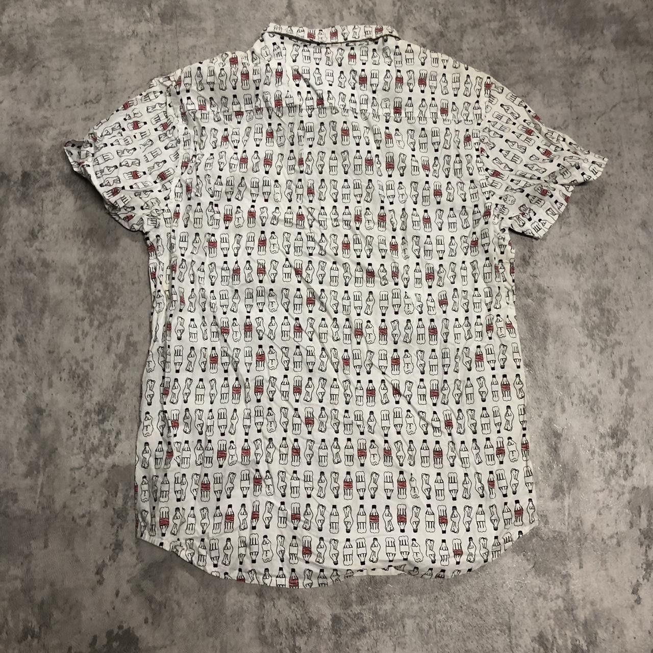 Coca Cola Coca-Cola white and red button-up shirt #CocaCola Size US M / EU 48-50 / 2 - 4 Thumbnail