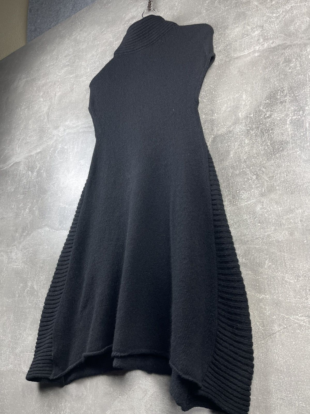 Balenciaga Balenciaga Knits Classic Wool Black Pullover Dress Sweater Size XS / US 0-2 / IT 36-38 - 7 Thumbnail