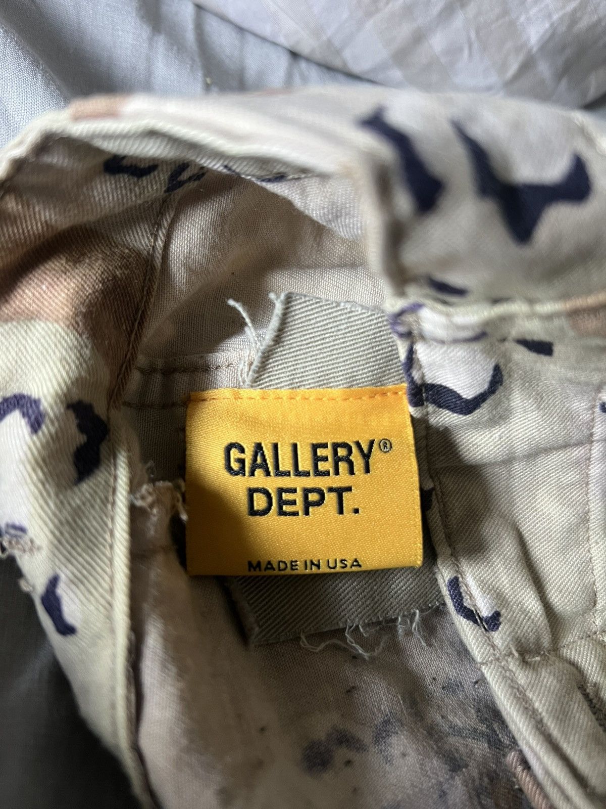 Gallery Dept. *final drop* Gallery Dept Desert Camo Shorts sz. 38 Size US 38 / EU 54 - 12 Thumbnail