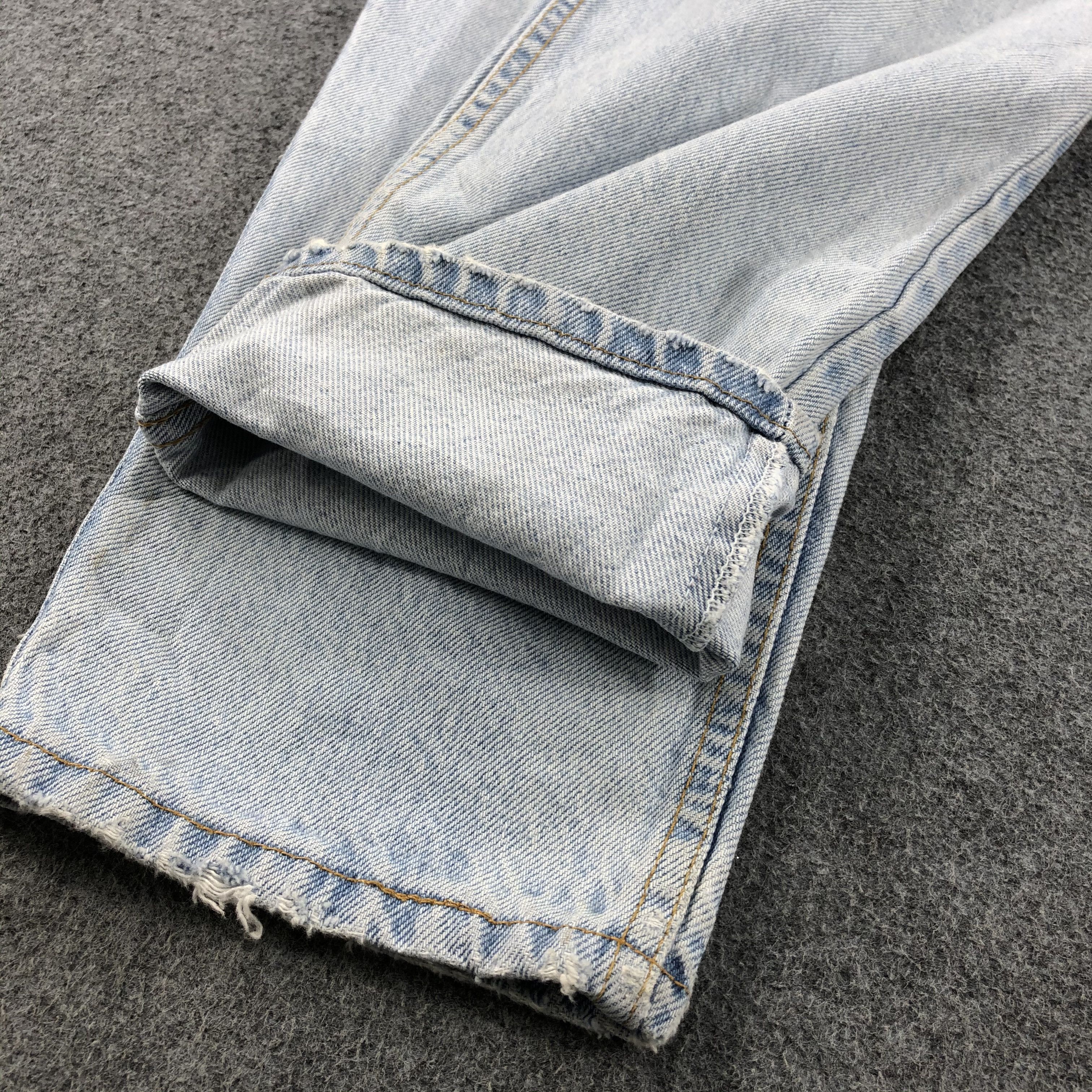Levi's × Vintage Vintage Light Wash Levis 951 Jeans-JM1786 Size US 33 - 7 Thumbnail