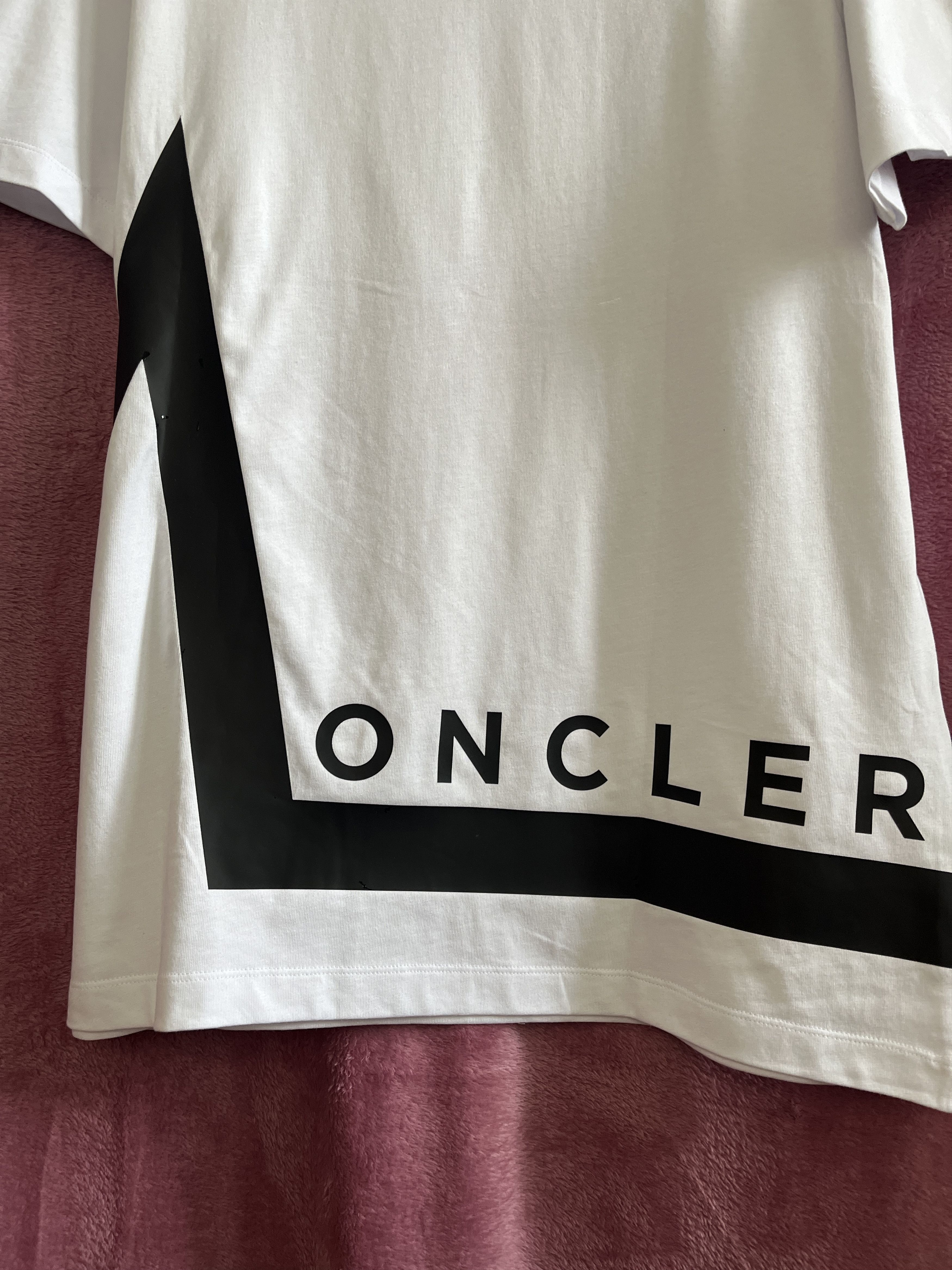 Moncler SS TSHIRT MONCLER Size US M / EU 48-50 / 2 - 6 Thumbnail