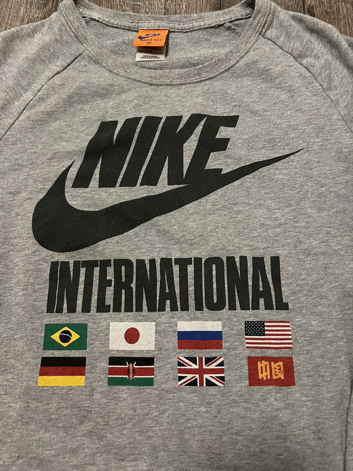 Nike Nike International Track and Field Crewneck Sweater Size US M / EU 48-50 / 2 - 2 Thumbnail