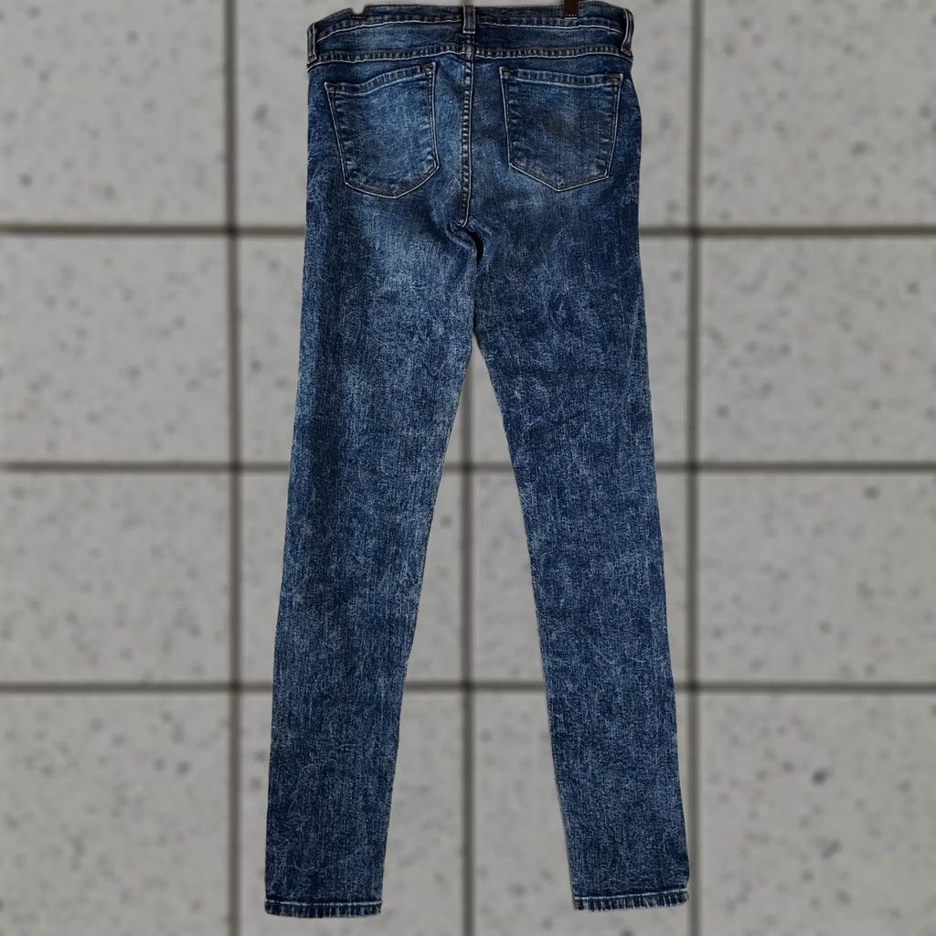 Vintage Flying Monkey Platinum Low Rise Skinny Jeans 29 Blue Denim Women's 5-Pocket Stretch USA Made Spring Summer Fall Winter Size 29" - 1 Thumbnail