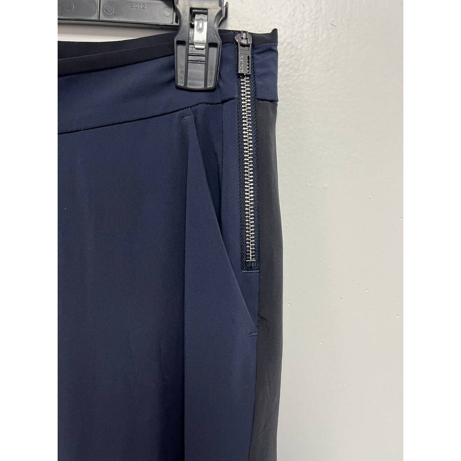 Athleta Athleta Women Cosmic Pants Navy Straight side zip 4 A003094 Size 27" / US 4 / IT 40 - 3 Thumbnail