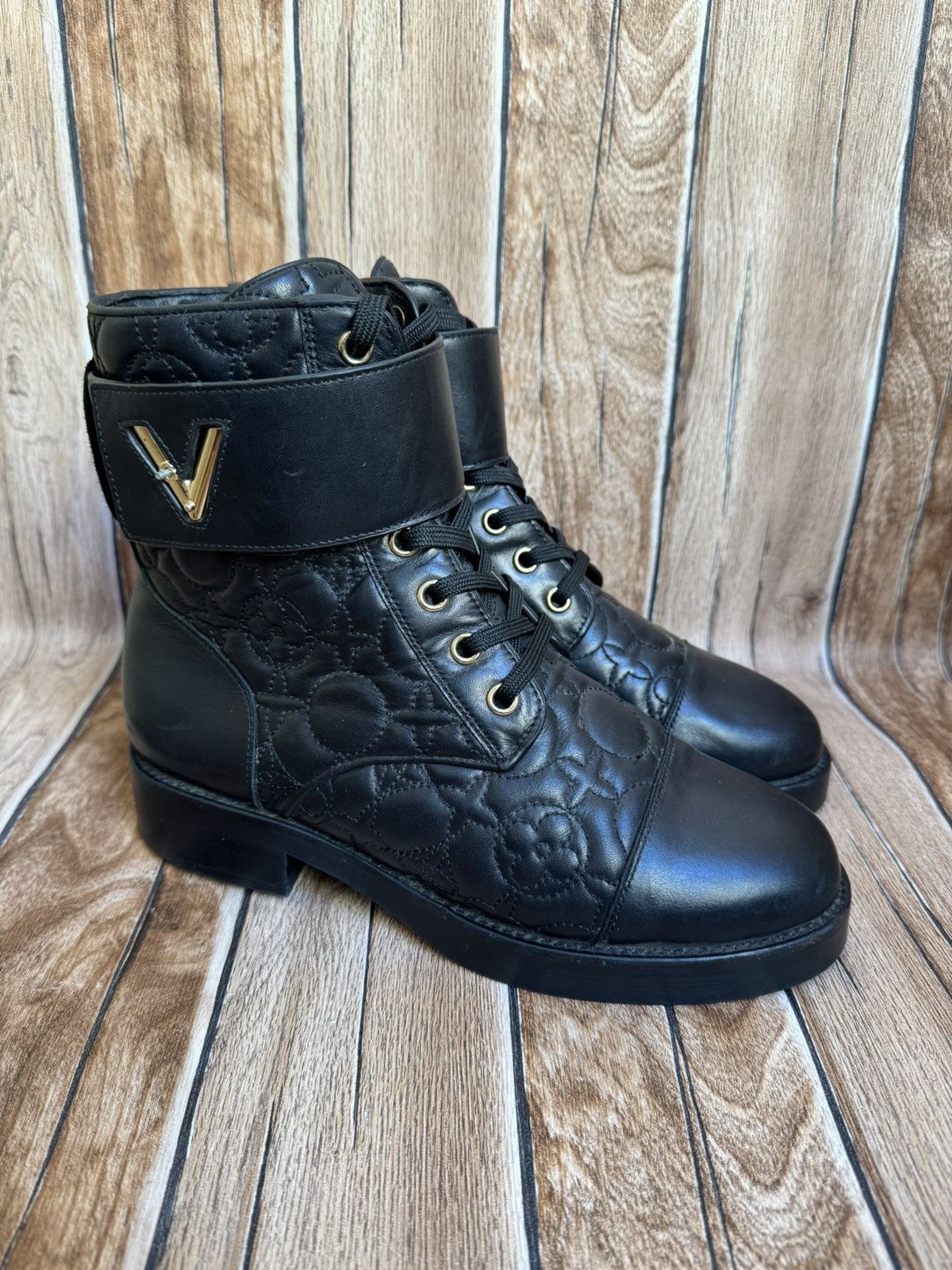 Louis Vuitton Wonderland embossed monogram boots Size US 7 / IT 37 - 2 Thumbnail