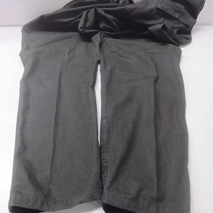 Stone Island Stone Island Relaxed Fit Casual Pants for Men Size US 32 / EU 48 - 7 Thumbnail