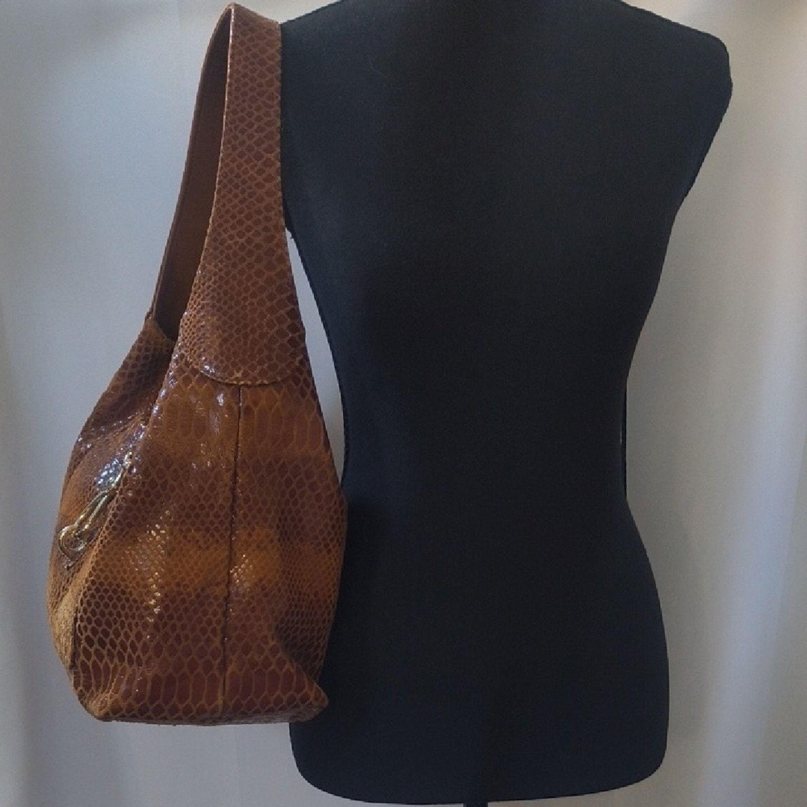 Dooney & Bourke Vintage Dooney & Bourke Snake Pattern Leather Shoulder Bag Size ONE SIZE - 5 Thumbnail