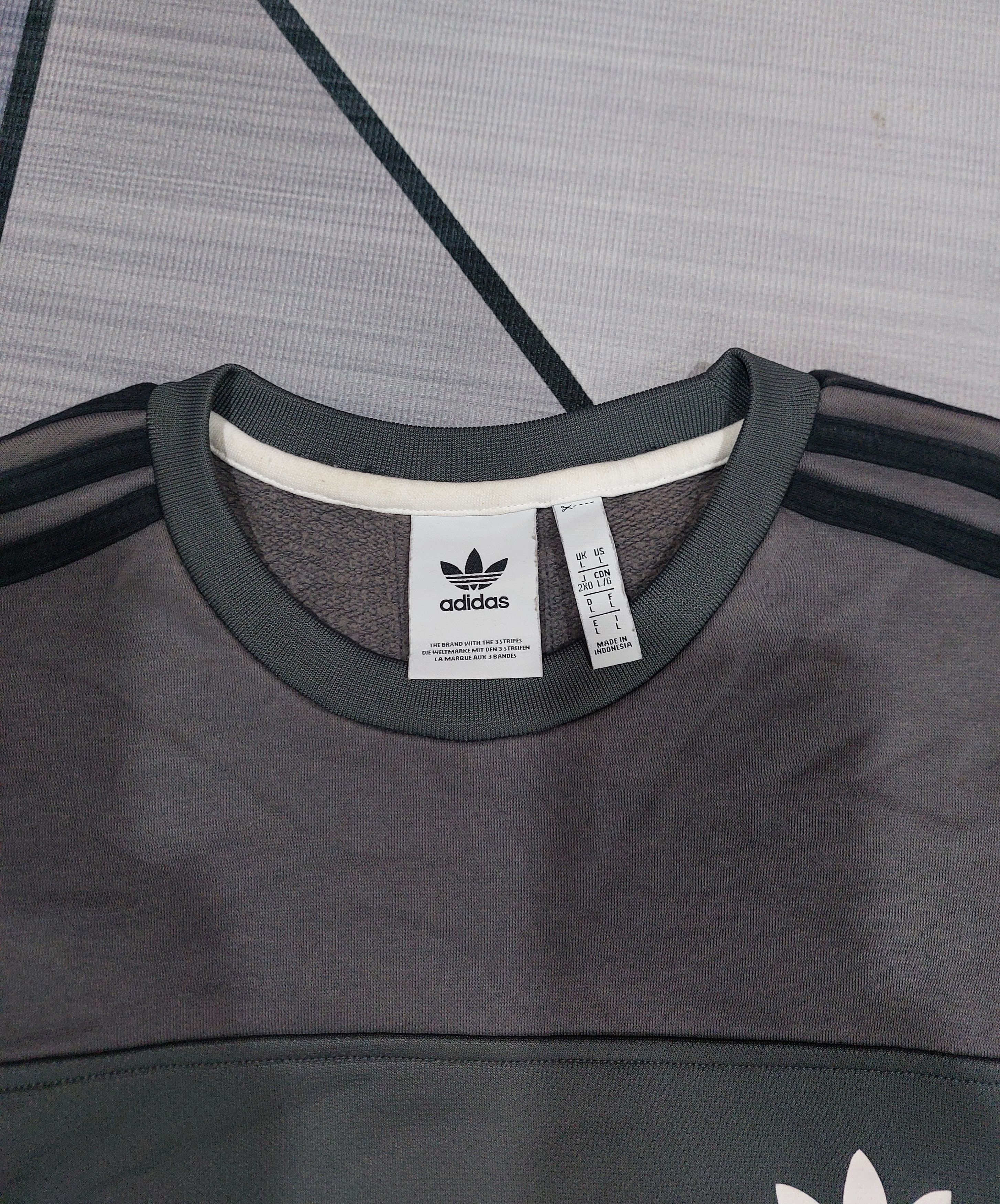 Adidas × Japanese Brand ADIDAS SWEATSHIRT Size US L / EU 52-54 / 3 - 5 Thumbnail