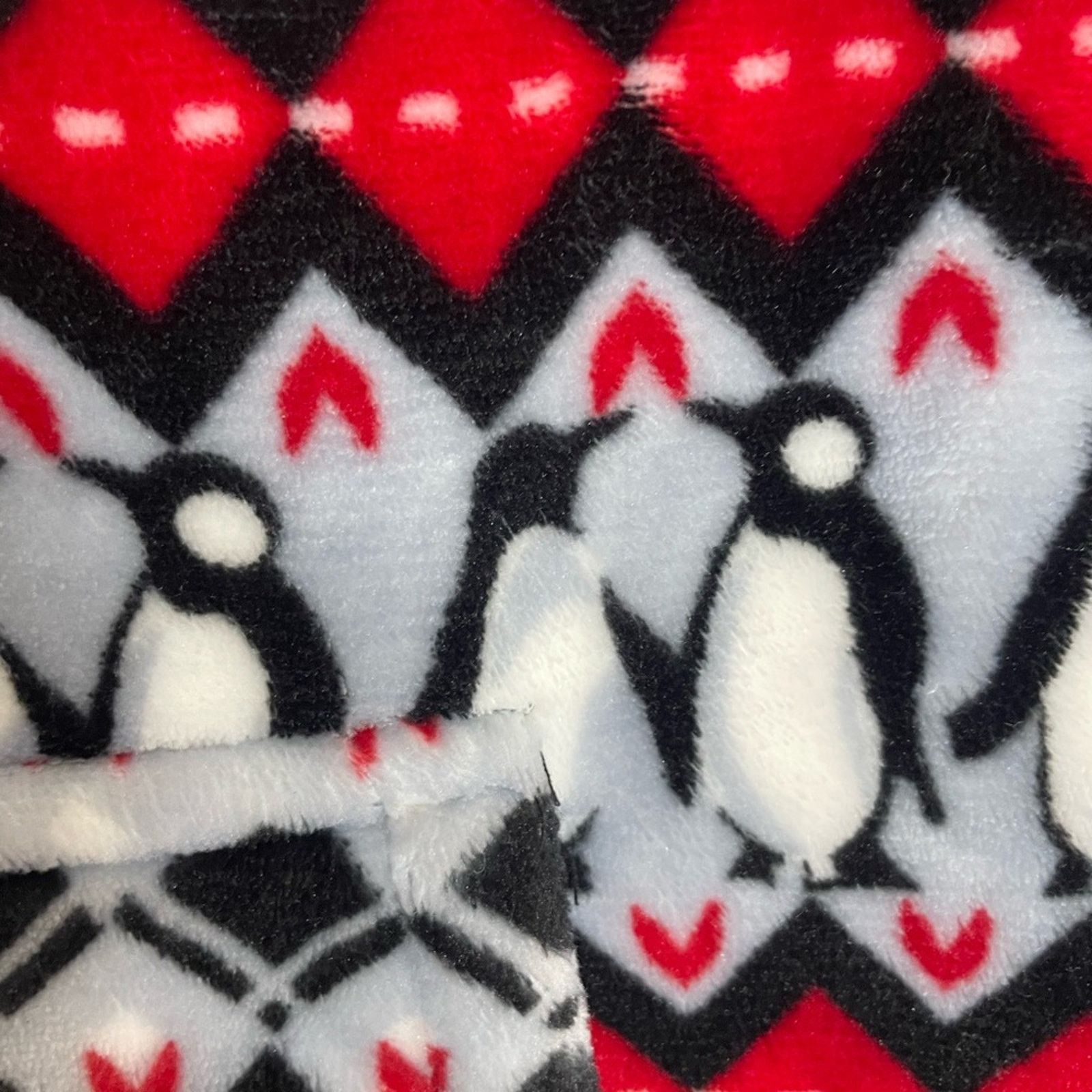Vera Bradley Vera Bradley Fleece with Red and Black Accents Size M / US 6-8 / IT 42-44 - 4 Thumbnail