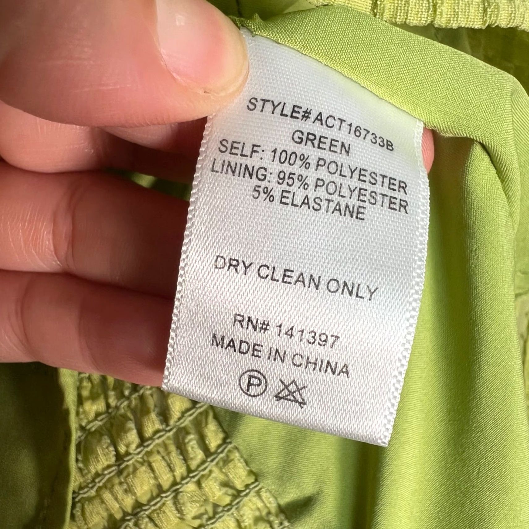 ASTR The Label VINTAGE ASTR The Label Womens S Green Puff Sleeve Smocked Crop Top Shirt Size S / US 4 / IT 40 - 5 Thumbnail