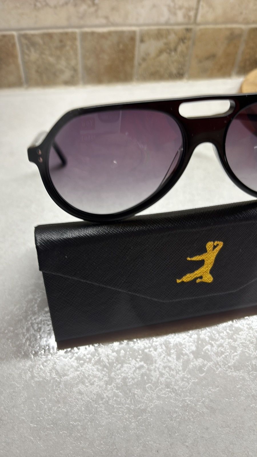 Bruce Lee “AIRPORT SUNGLASSES”