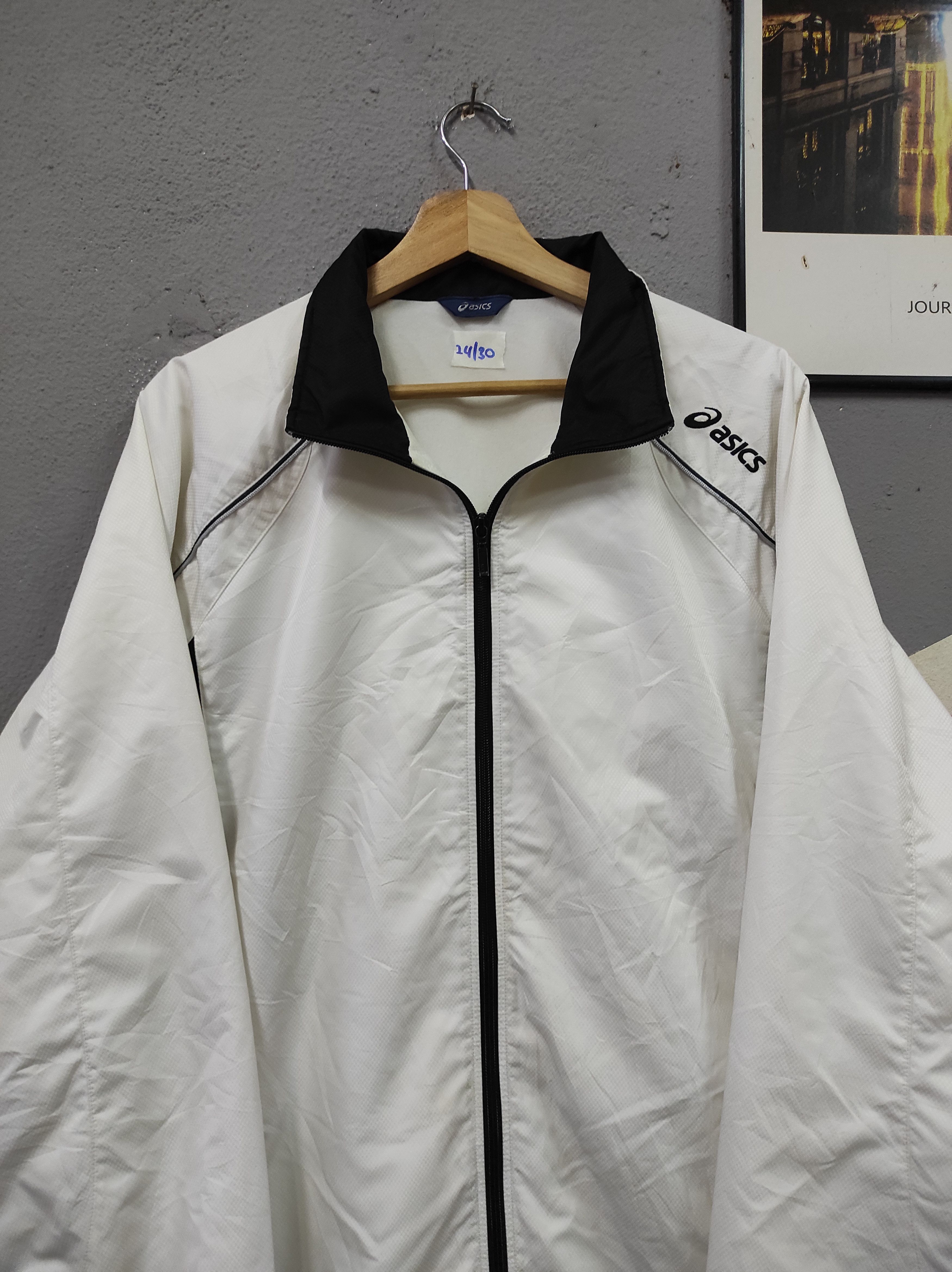 Asics × Japanese Brand × Vintage ASICS VINTAGE LIGHT JACKET SWEATER Size US L / EU 52-54 / 3 - 2 Thumbnail