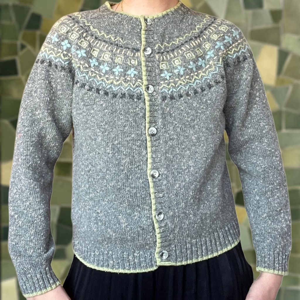 Pendleton VINTAGE Pendleton Cardigan Sweater M Wool Fair Isle Embroidered Grey Ladies 90s Bohemian Knit Long Sleeve Size M / US 6-8 / IT 42-44 - 1 Thumbnail