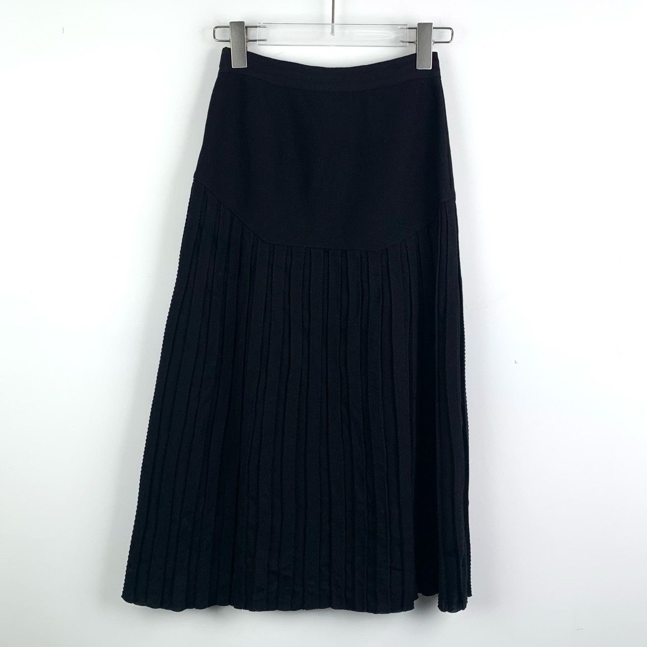 Chanel Chanel Logo Button Pleated Black Wool Skirt Size 25" / US 0 / IT 36 - 2 Thumbnail