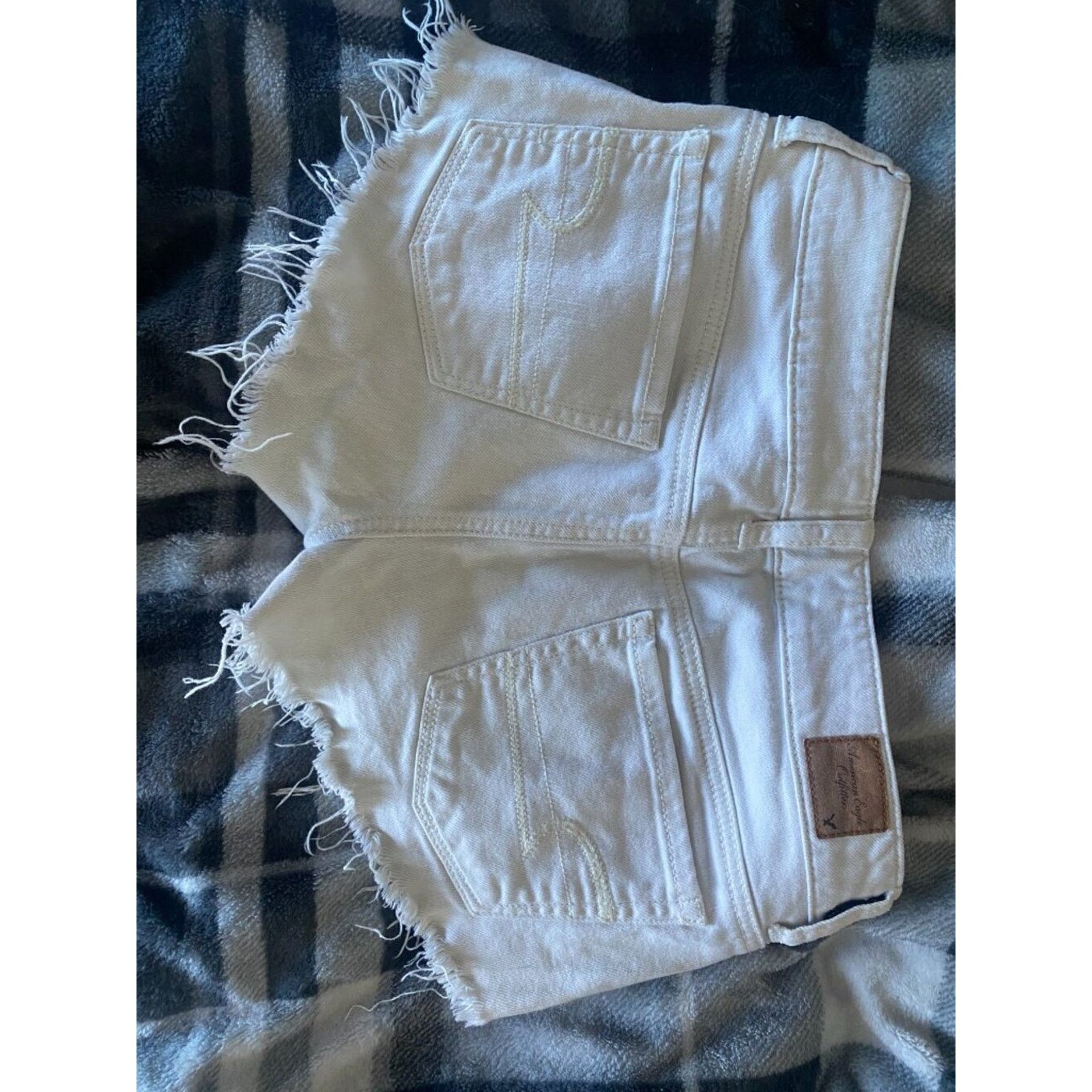 American Eagle Outfitters American Eagle White Stretch Denim Shorts, Size 0 Size 25" / US 0 / IT 36 - 2 Thumbnail