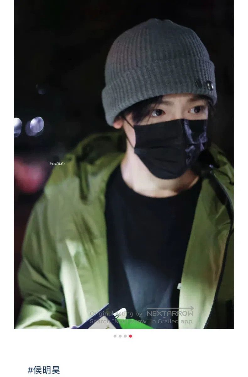 Givenchy Givenchy Fashion Military Green Hidden Zip Hoodie Back Win Size US M / EU 48-50 / 2 - 8 Thumbnail