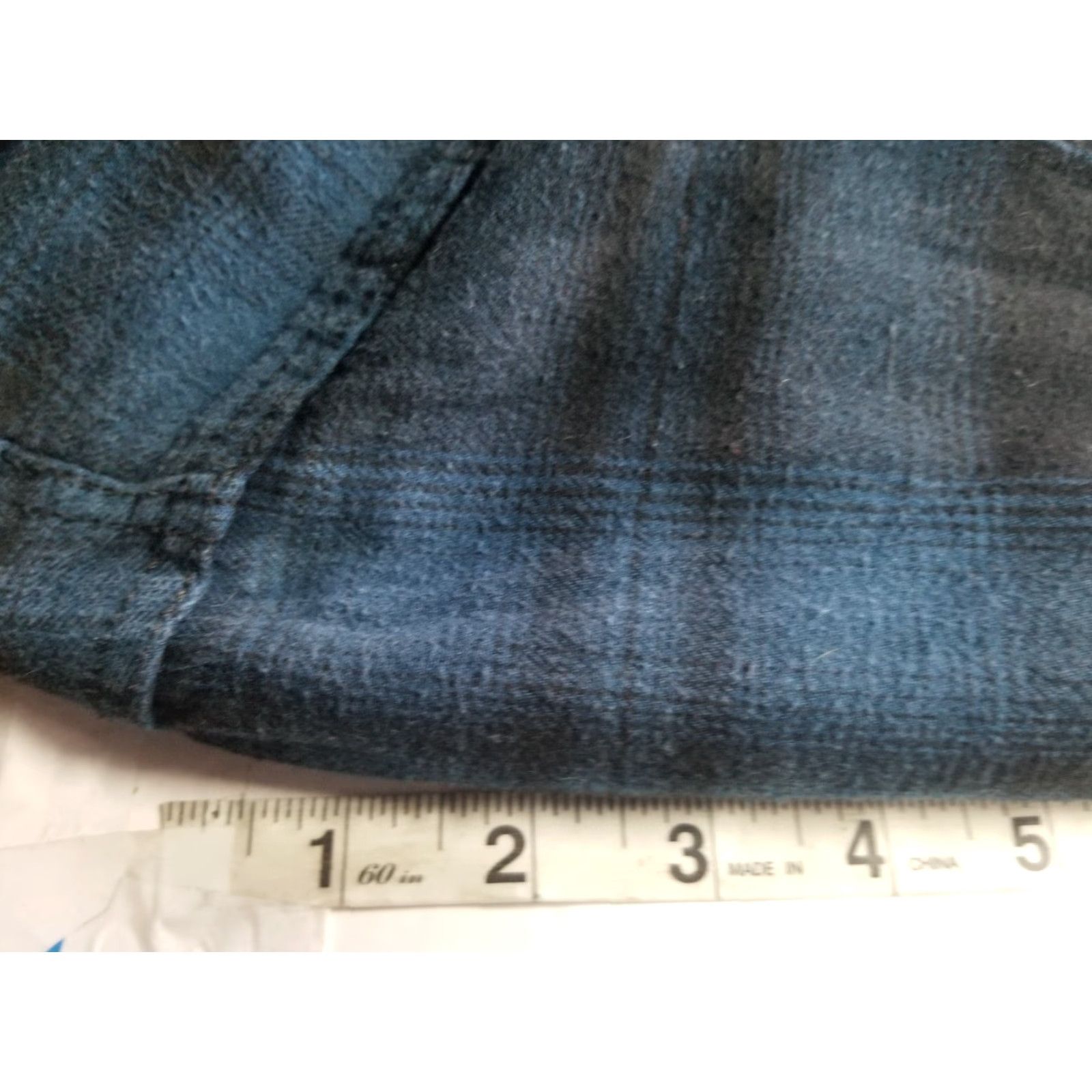Vintage Wolverine Shirt Jacket Mens Large Lined Flannel Button-Up Collared Quilted Cotton Polyester Blue Size US L / EU 52-54 / 3 - 7 Thumbnail
