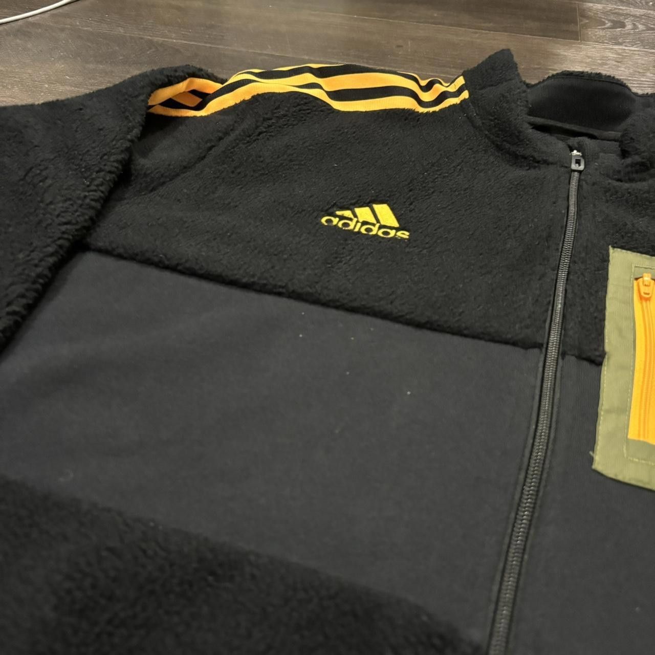 Adidas Vintage Adidas Collared Fleece Jacket Size US XL / EU 56 / 4 - 4 Thumbnail