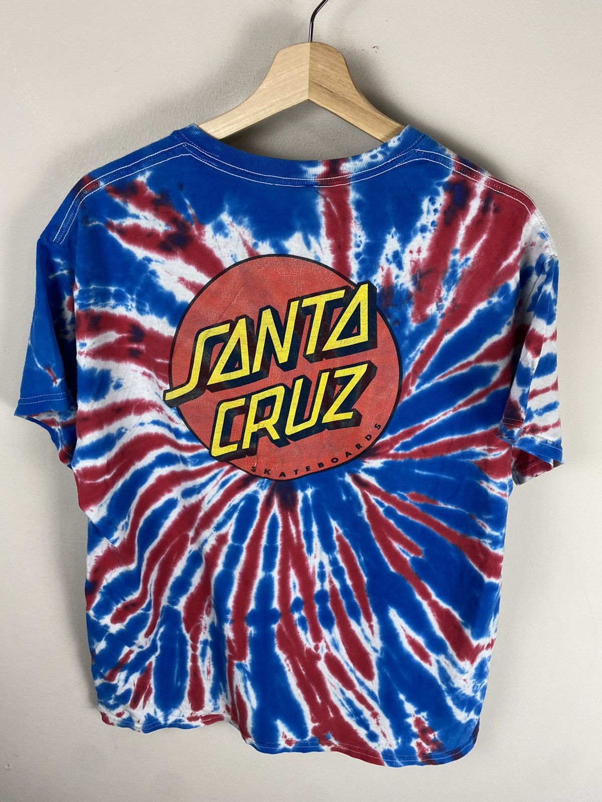 Vintage Vintage Santa Cruz Skateboards Tie Dye Tee Size US L / EU 52-54 / 3 - 1 Thumbnail