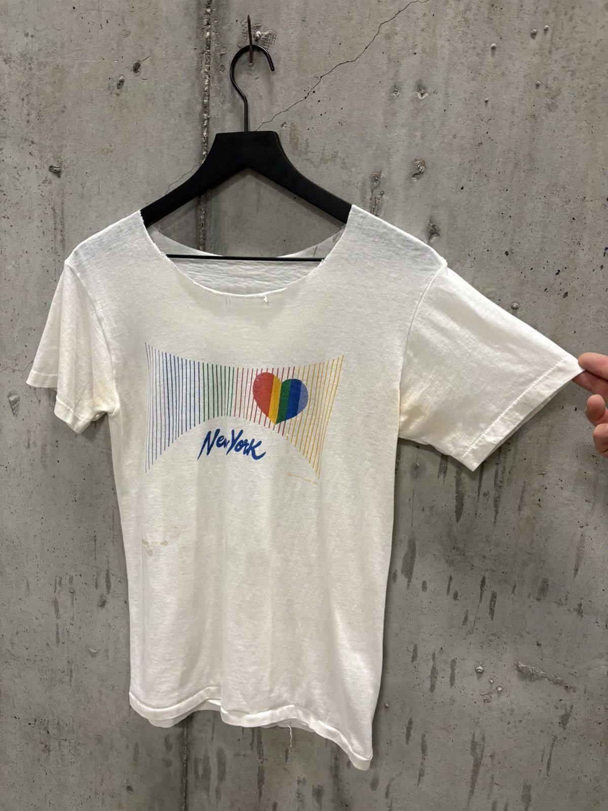 Vintage Vintage NYC Rainbow Shirt Faded Distressed Grunge Band Size US S / EU 44-46 / 1 - 2 Thumbnail