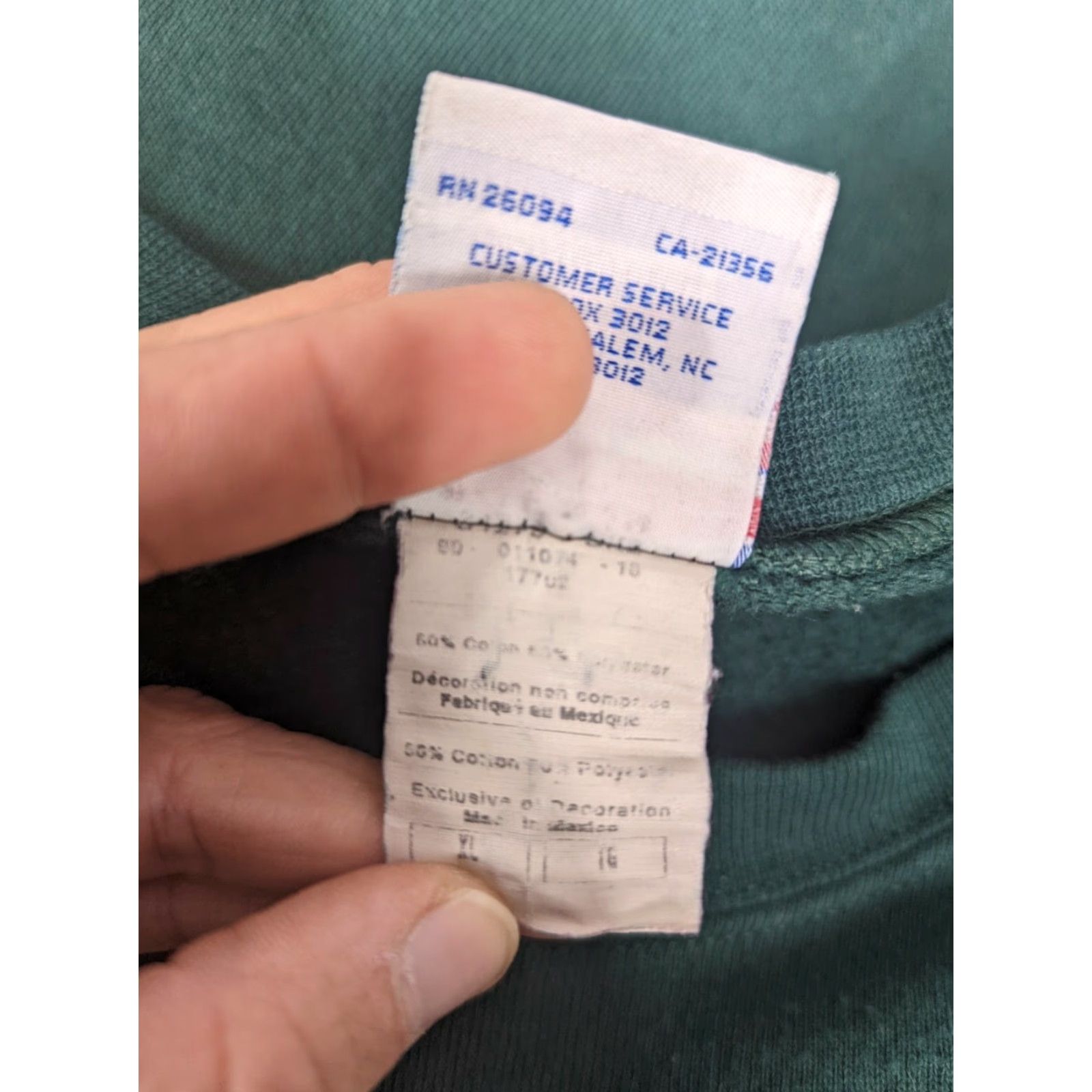 Champion VINTAGE Champion Men's XL Logo Pullover Crewneck Sweatshirt Distressed Green - Sweatshirt - Logo Mens XL Green 90s Size US XL / EU 56 / 4 - 5 Thumbnail