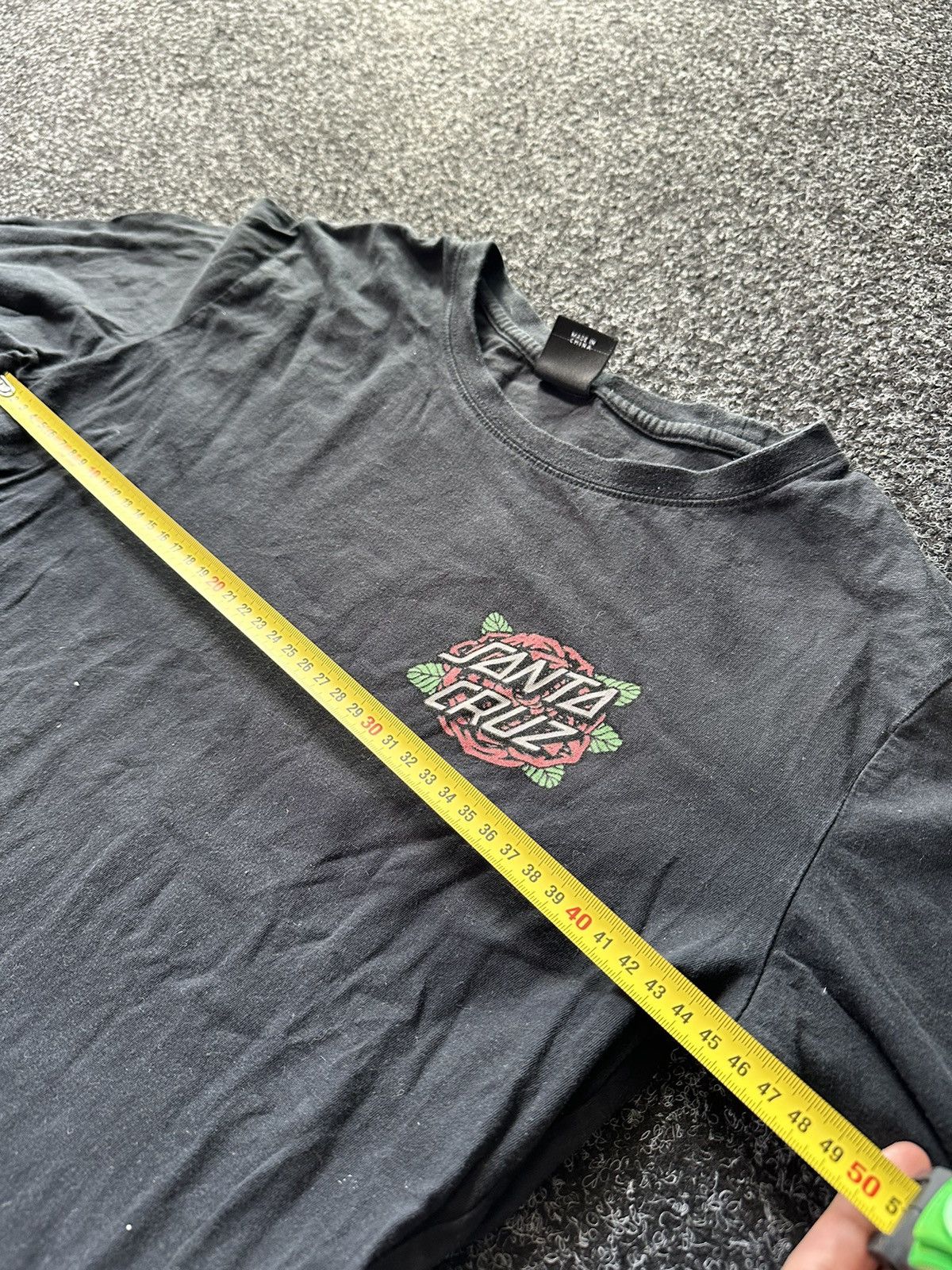 Santa Cruz Skateboards 🚨 VINTAGE RARE SANTA CRUZ ROSES BIG LOGO LONG SKATE y2k Size US S / EU 44-46 / 1 - 12 Thumbnail
