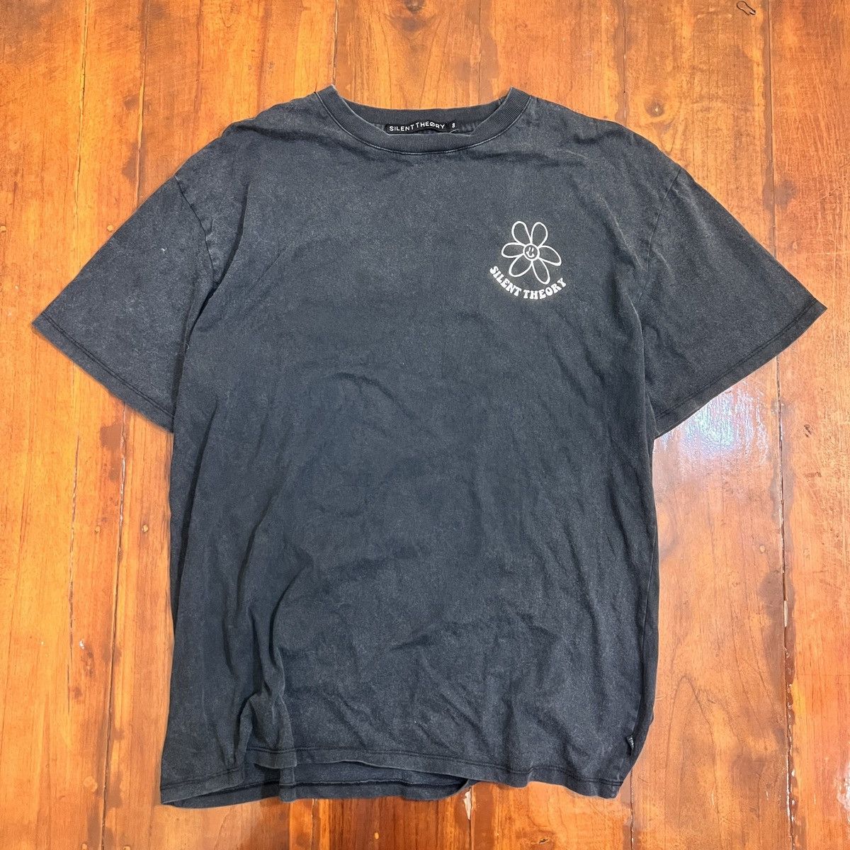 Japanese Brand Japanese brand murakami inspired design Size US M / EU 48-50 / 2 - 1 Thumbnail