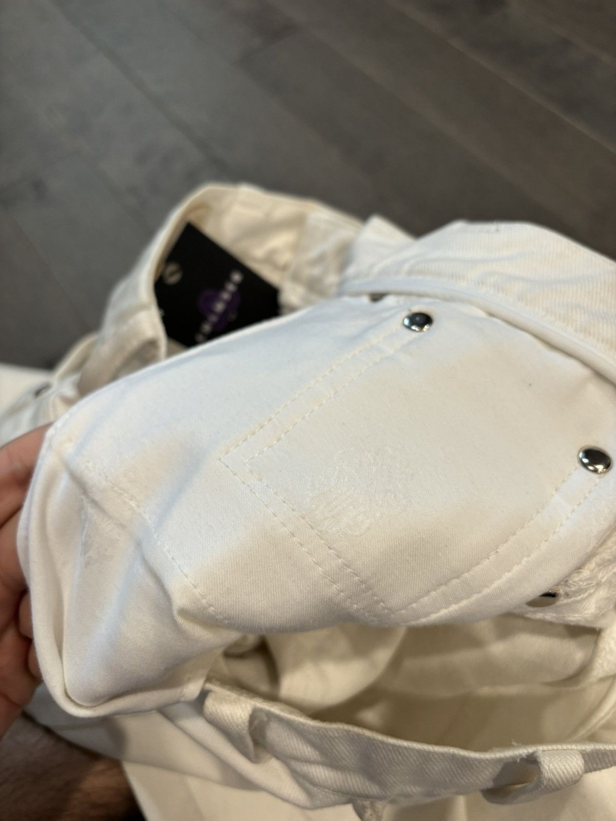 Chrome Hearts Chrome hearts white flare pants 30 Size US 30 / EU 46 - 9 Thumbnail