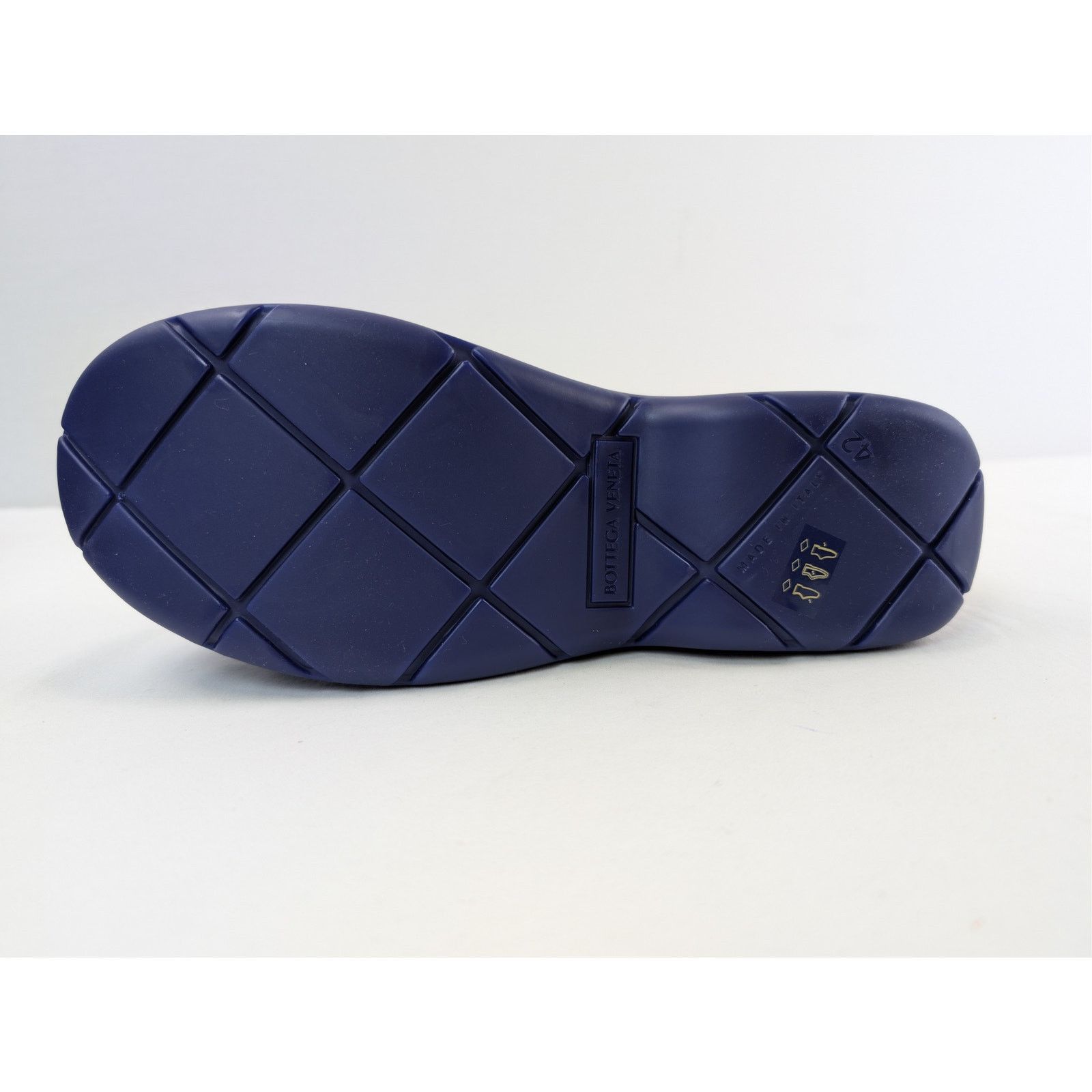Bottega Veneta o1rshd1 Matt Rubber Puddle Ankle Boot in Unicorn Size US 9 / EU 42 - 13 Thumbnail