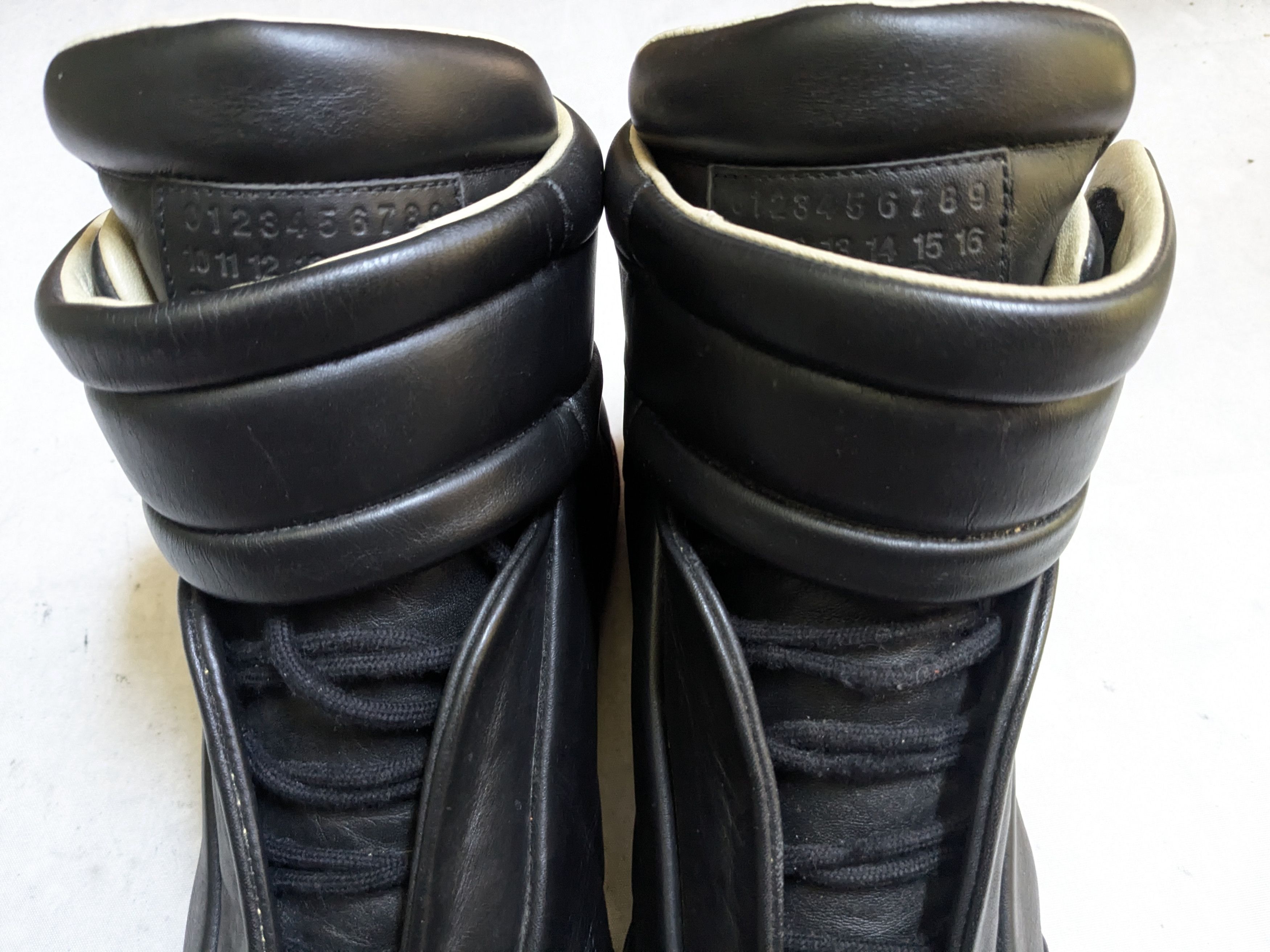 Maison Margiela Maison Margiela Future Sneakers Black Red 8 41 High Tops Size US 8 / EU 41 - 3 Thumbnail