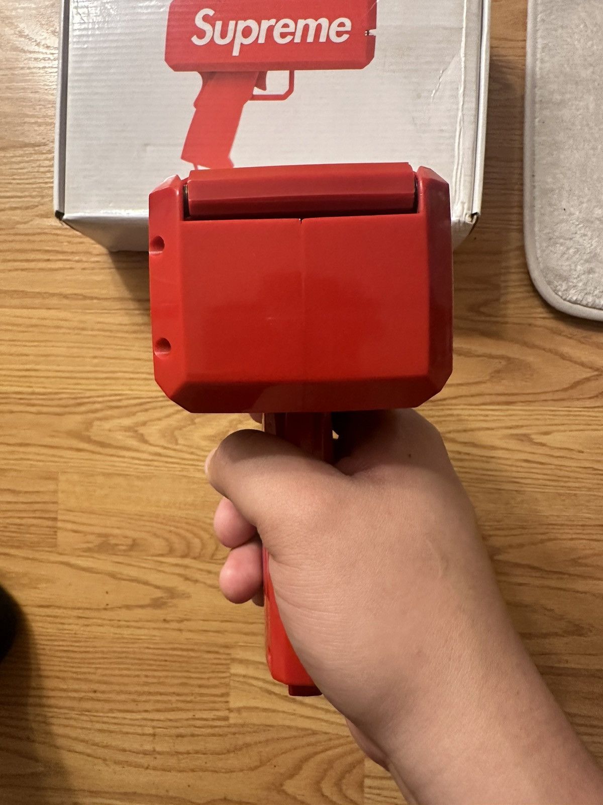 Supreme Supreme money gun Size ONE SIZE - 3 Thumbnail