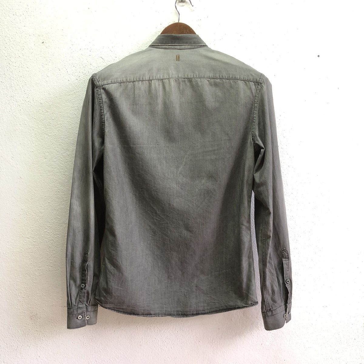 Neil Barrett distressed style NEIL BARRETT button up shirt Size US S / EU 44-46 / 1 - 3 Thumbnail