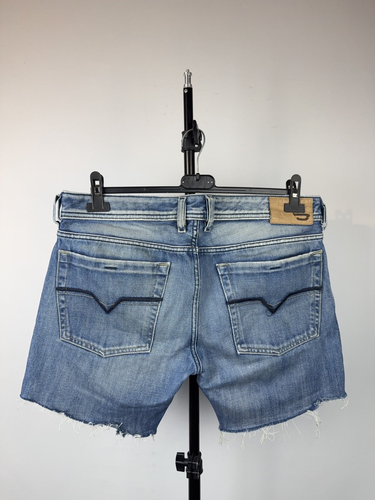 Diesel 00s Retro Diesel Zathan Cut Off Denim Shorts Y2K Vintage Size US 32 / EU 48 - 6 Thumbnail