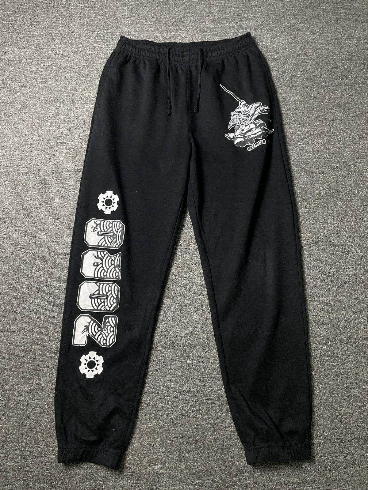 ONE PIECE x Roronoa Zoro Sweatpants (98)