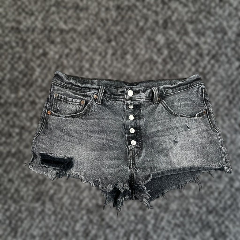 Levi's Levi's 501 Black Women's Denim Cut-Off ShortsHigh Waisted Distressed 32 Casual Travel Size 24" / US 00 / IT 34 - 1 Thumbnail