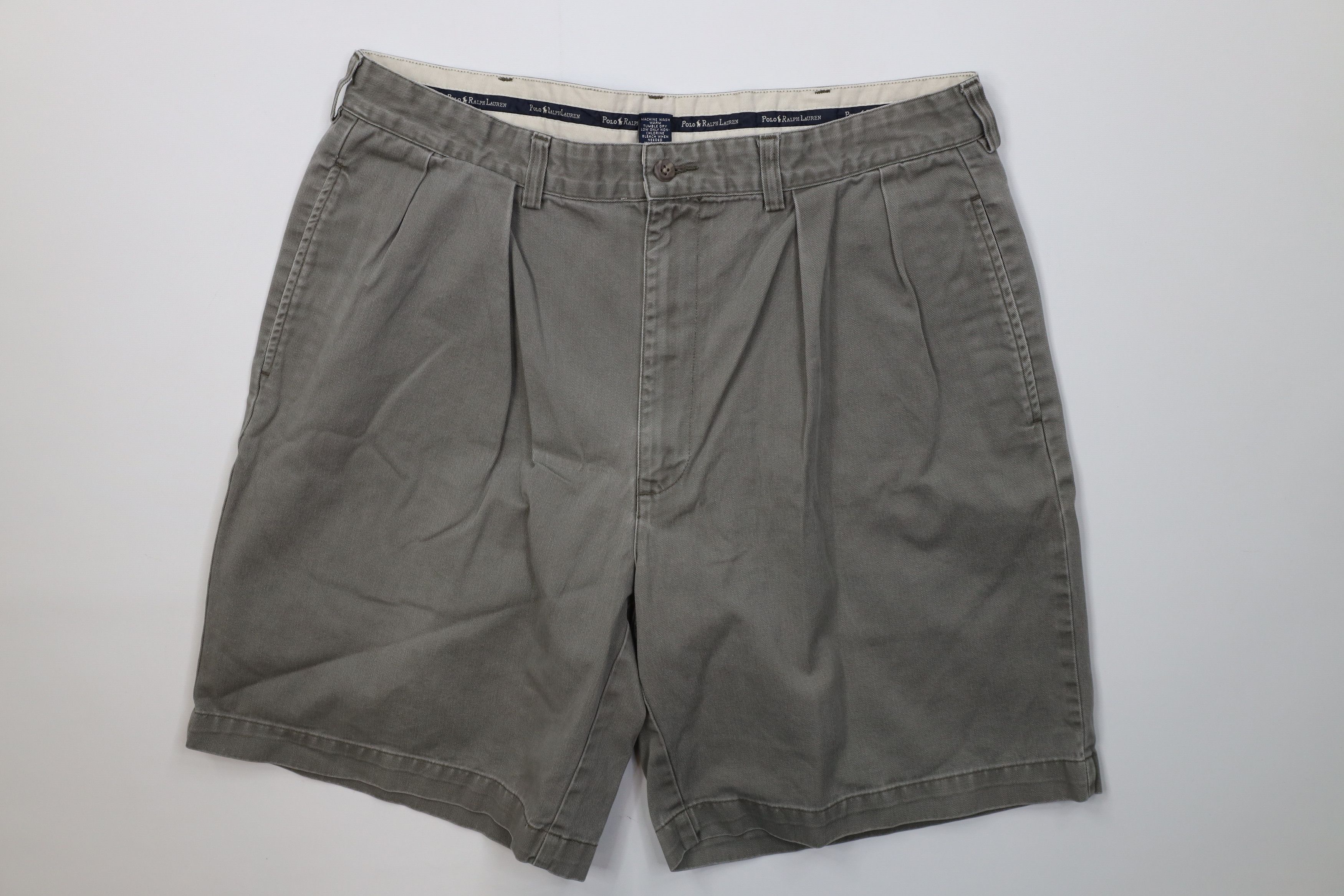 Ralph Lauren Vintage 90s Ralph Lauren Pleated Chino Shorts Green Cotton Size US 36 / EU 52 - 1 Thumbnail