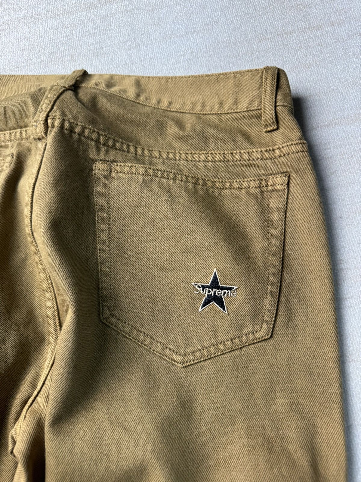 Supreme Regular fit jean 30 Size US 30 / EU 46 - 1 Thumbnail