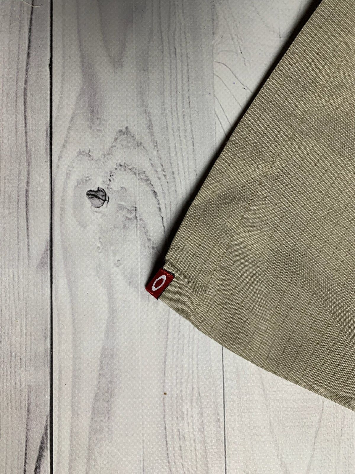 Oakley × Vintage Vintage Oakley shirt plaid size S logo rare beige Size US S / EU 44-46 / 1 - 7 Thumbnail