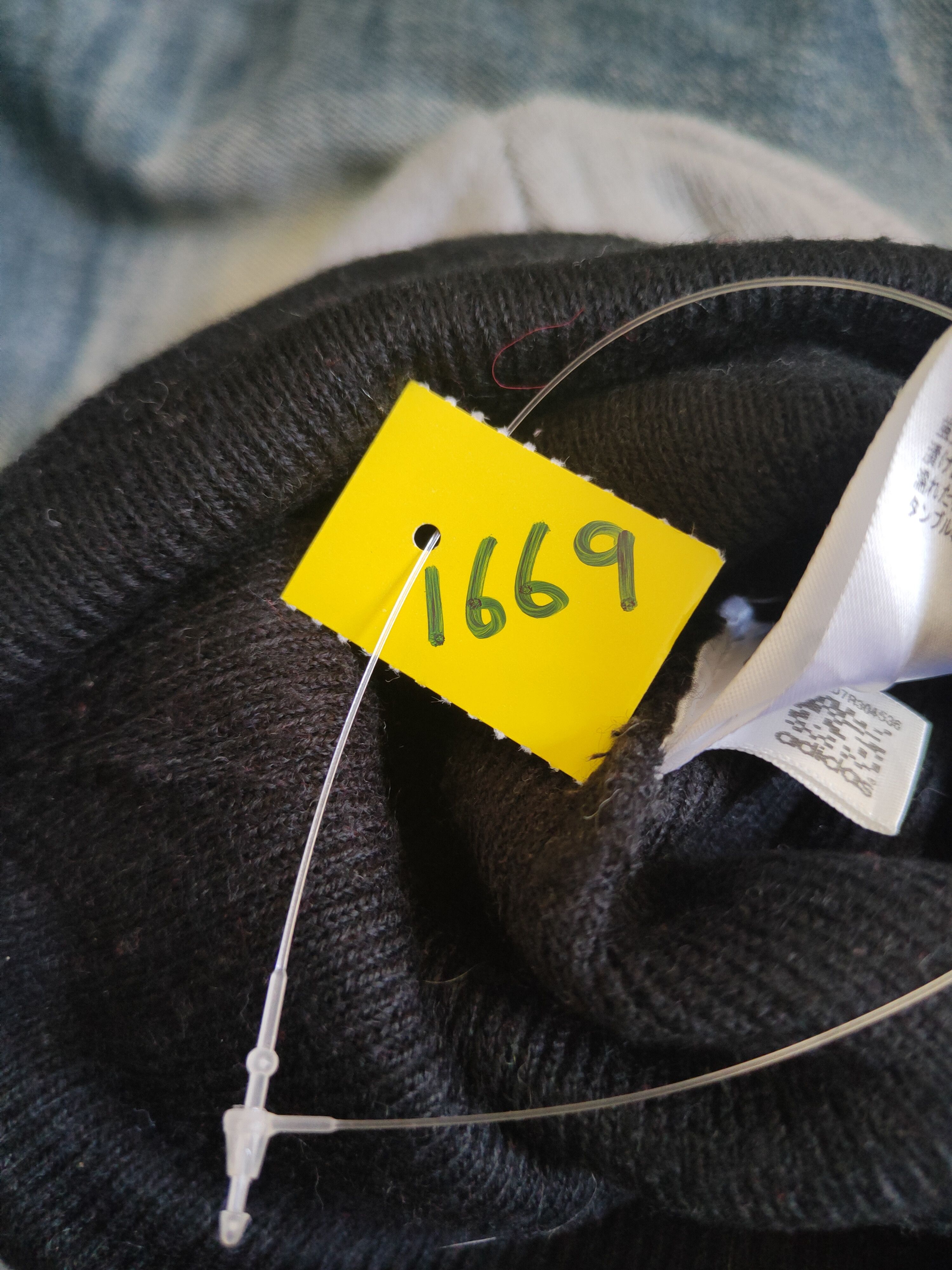 Adidas Adidas Black Knit Beanies #1669 Size ONE SIZE - 6 Thumbnail