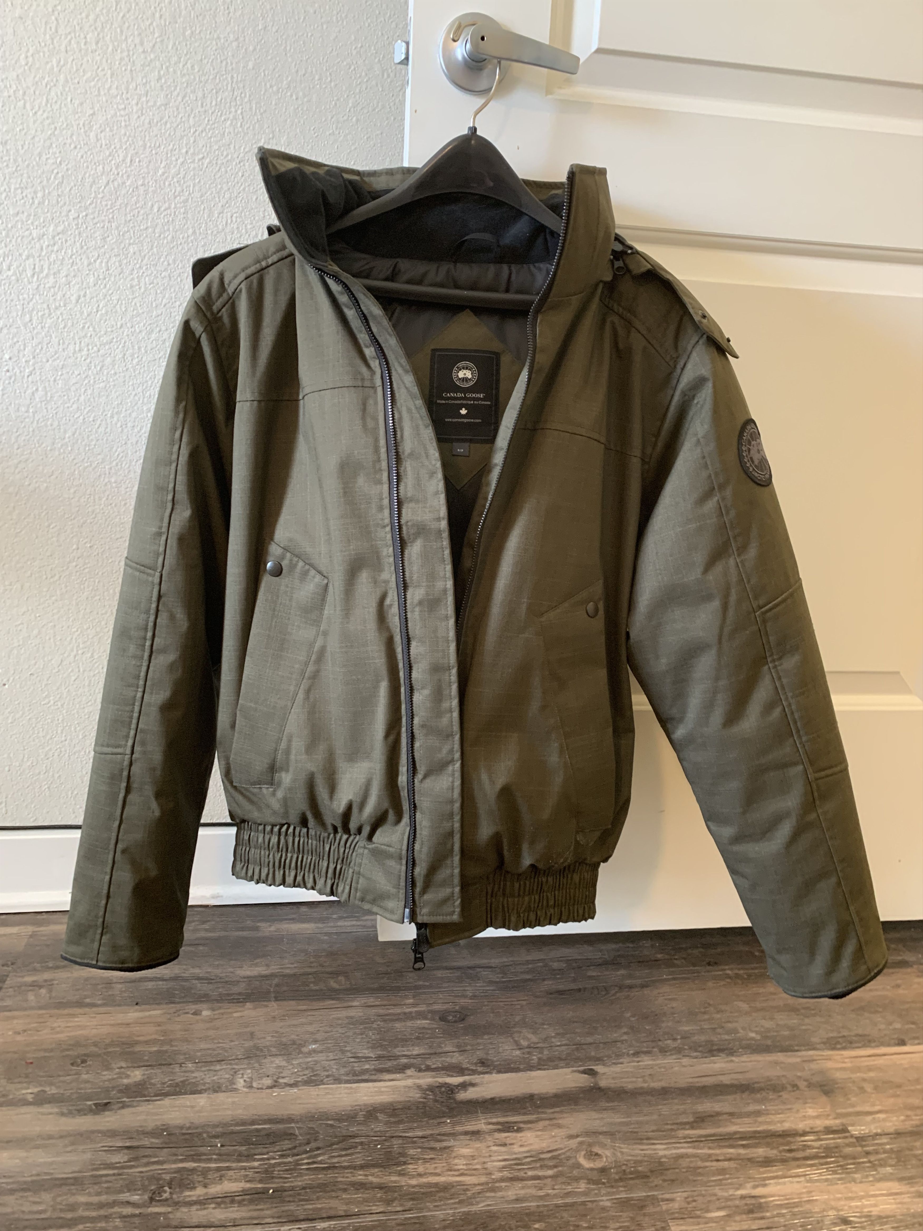 image of Canada Goose Rossland Bomber Black Label in Army Green, Men's (Size Small)
