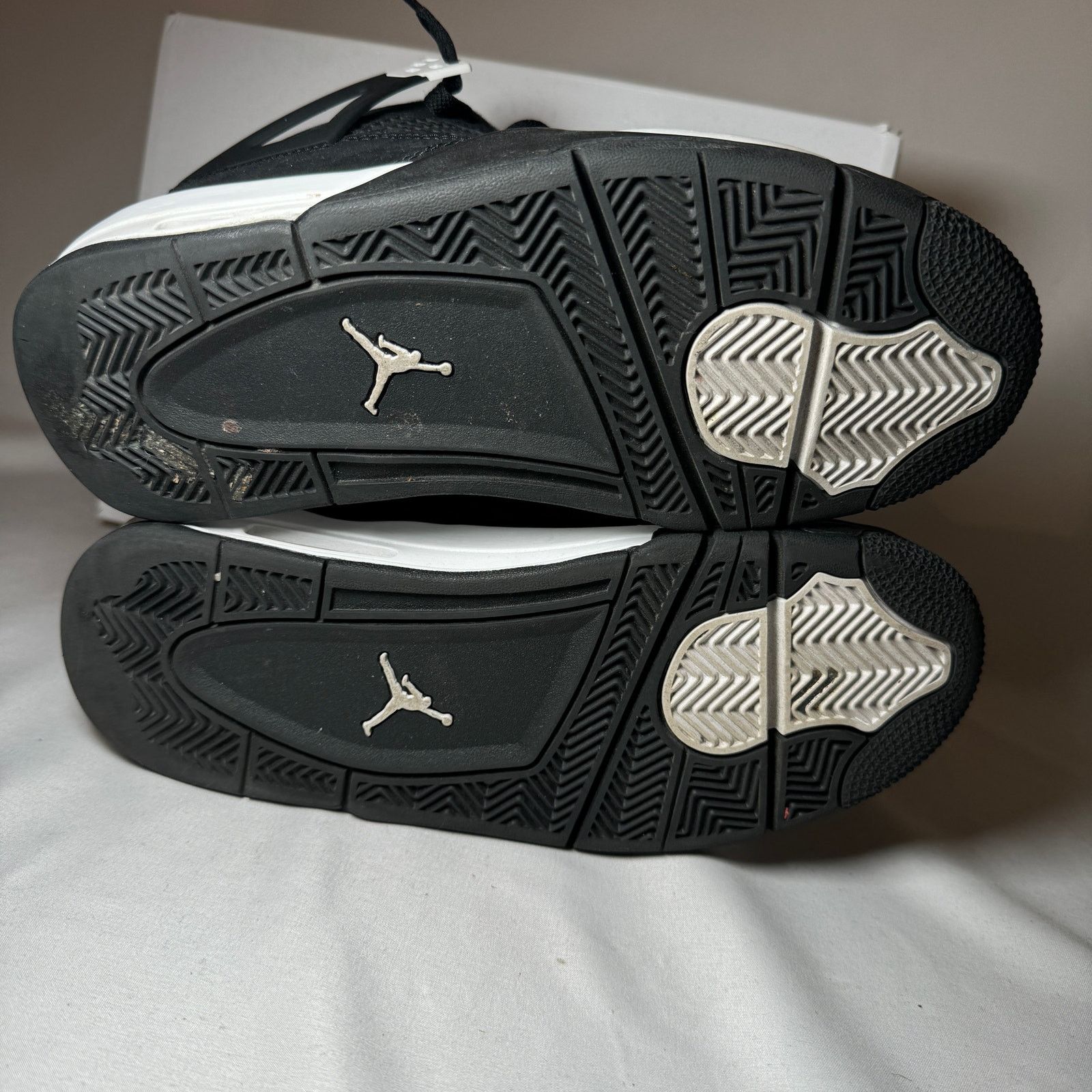 Jordan Brand × Nike Size 6.5 - Air Jordan 4 Retro GS White Thunder Men's Shoes Size US 6.5 / EU 39-40 - 5 Thumbnail