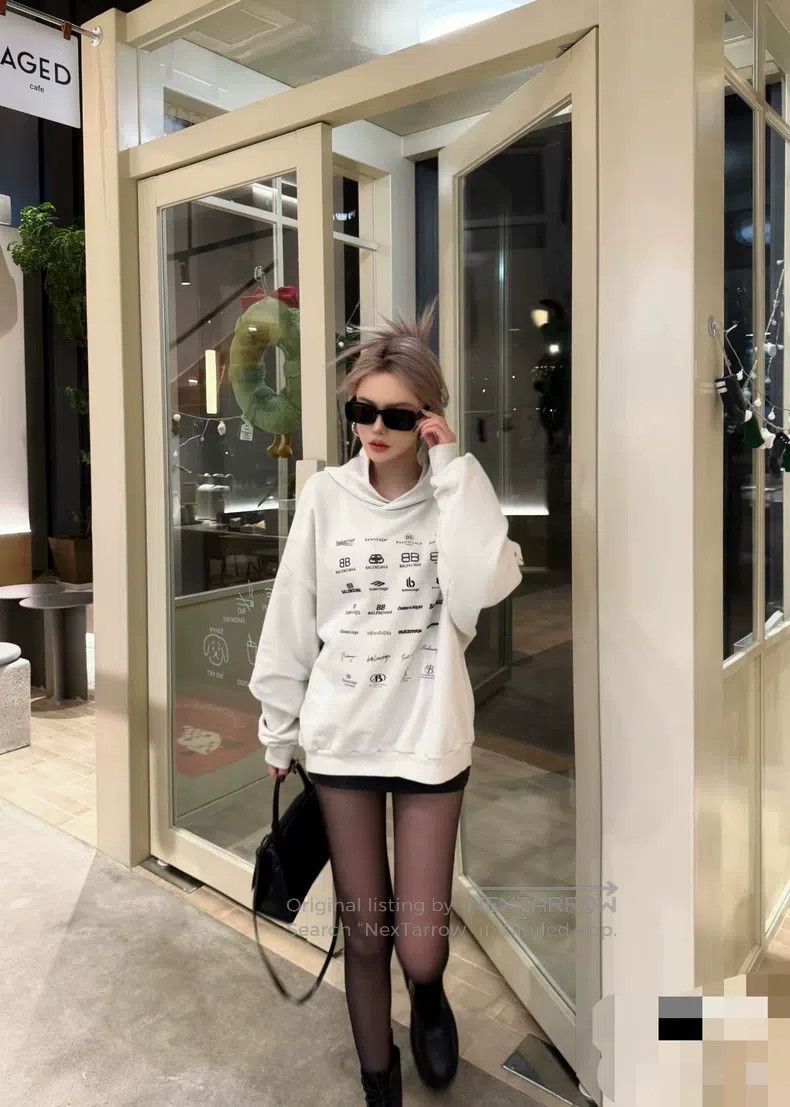 Balenciaga Balenciaga Letter Logo Printed Beige Hoodie, Size L Size US L / EU 52-54 / 3 - 8 Thumbnail
