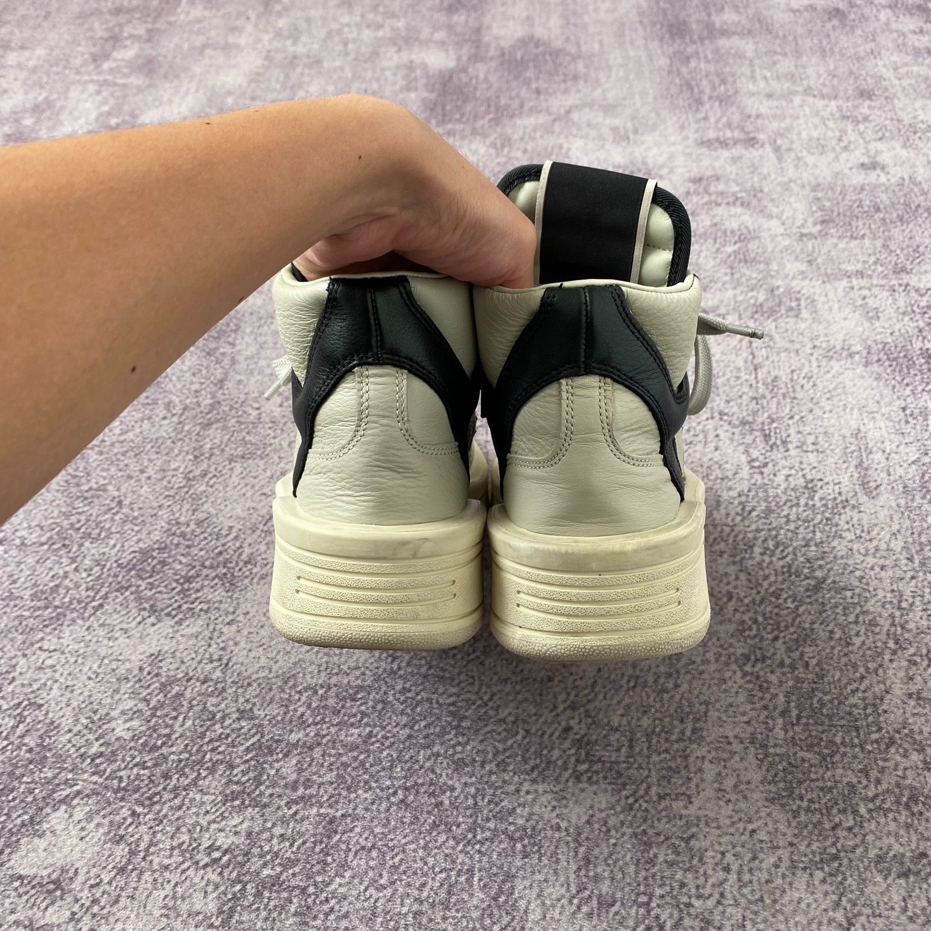 Rick Owens Rick Owens turbowpn Black, White, and Grey High-Top Sneakers Size US 5.5 / IT 35.5 - 2 Thumbnail