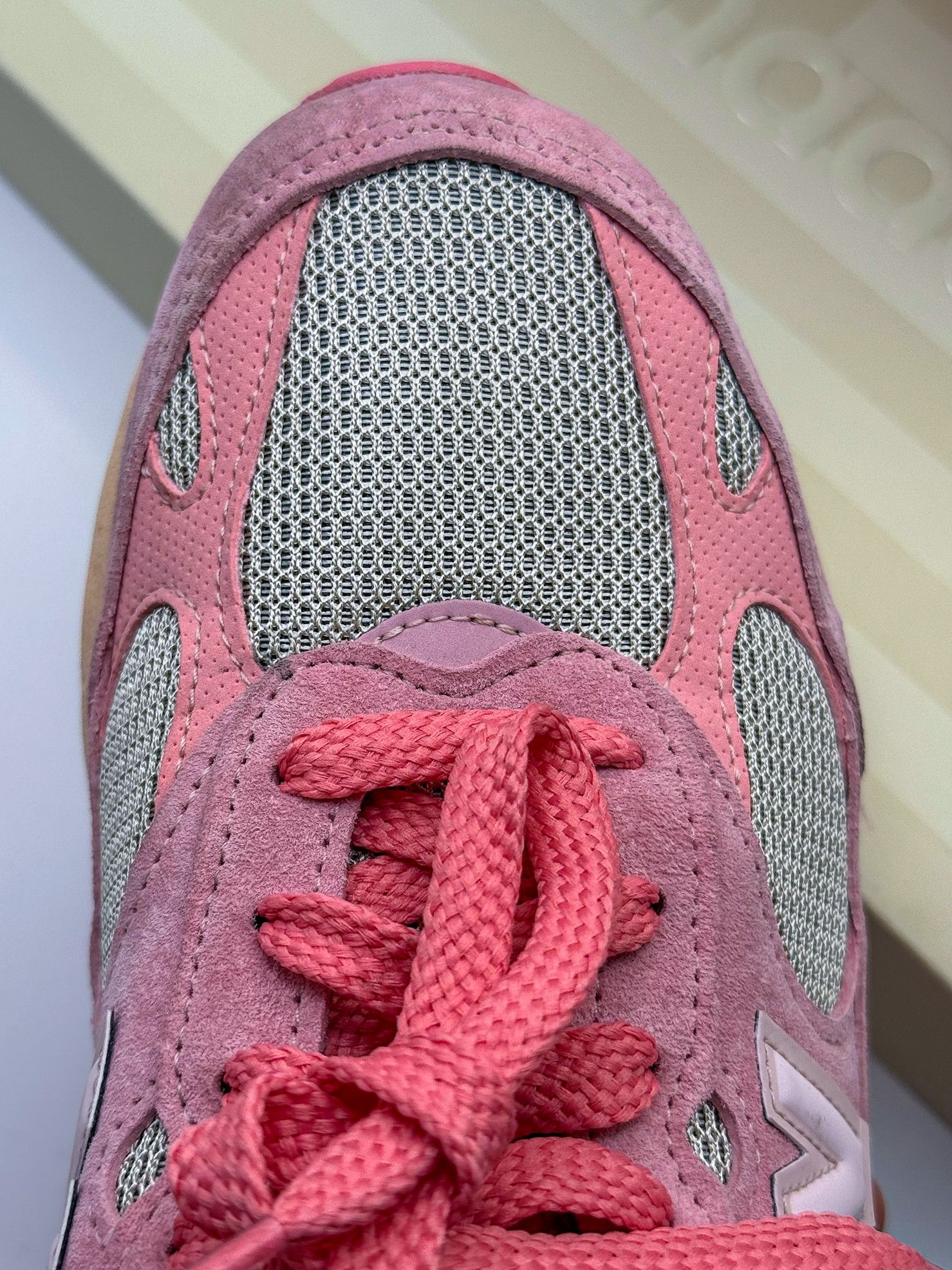 Joe Freshgoods × New Balance New Balance 993 x Joe Freshgoods Performance Art Powder Pink Size US 10 / EU 43 - 8 Thumbnail